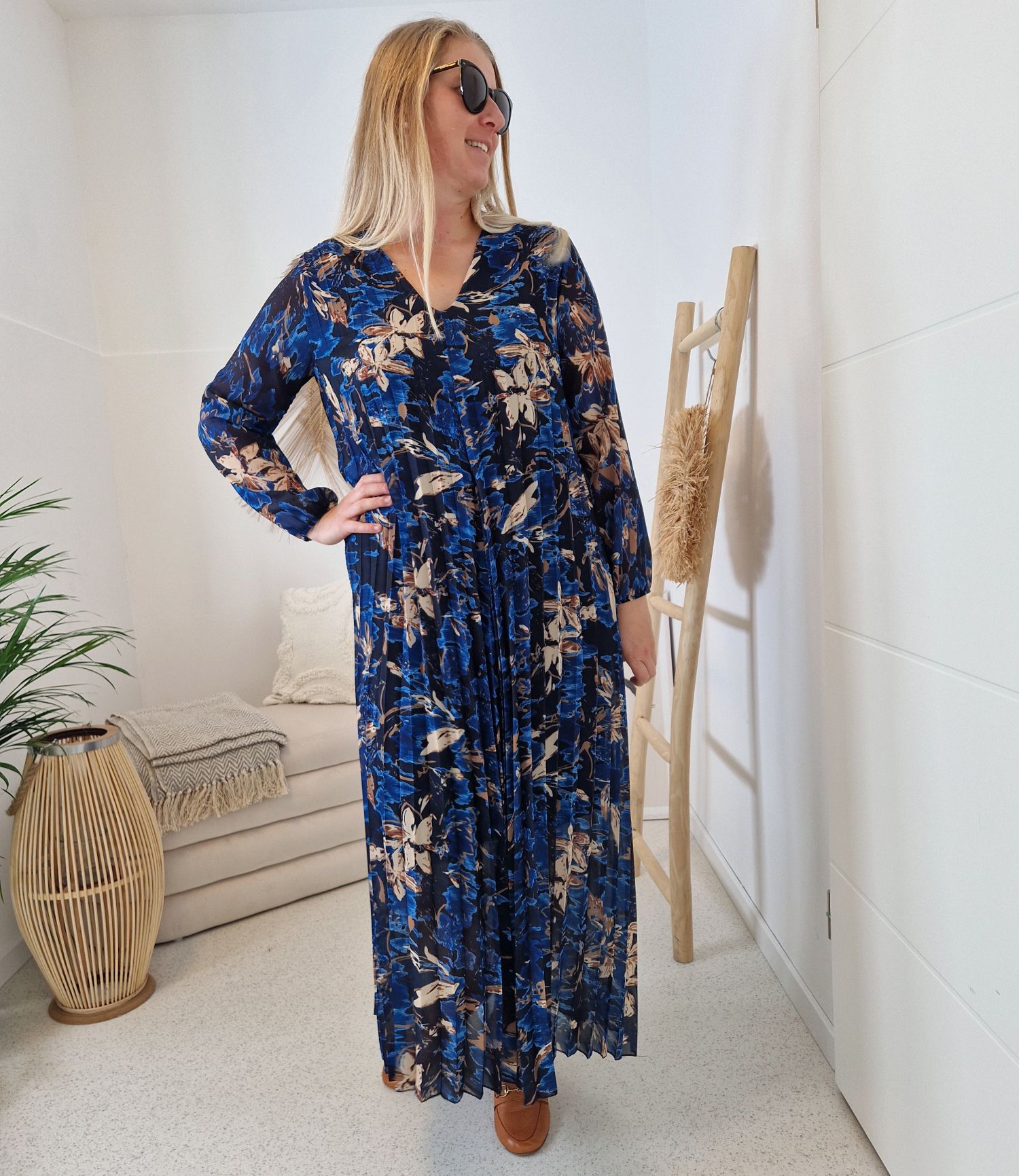 MAXI PLISSEE DRESS ULA BLAU 36-42 Made in Italy Plissee Herbst Kleid MAXI PLISSEE DRESS ULA BLAU 36-42 Made in Italy Plissee Herbst Kleid