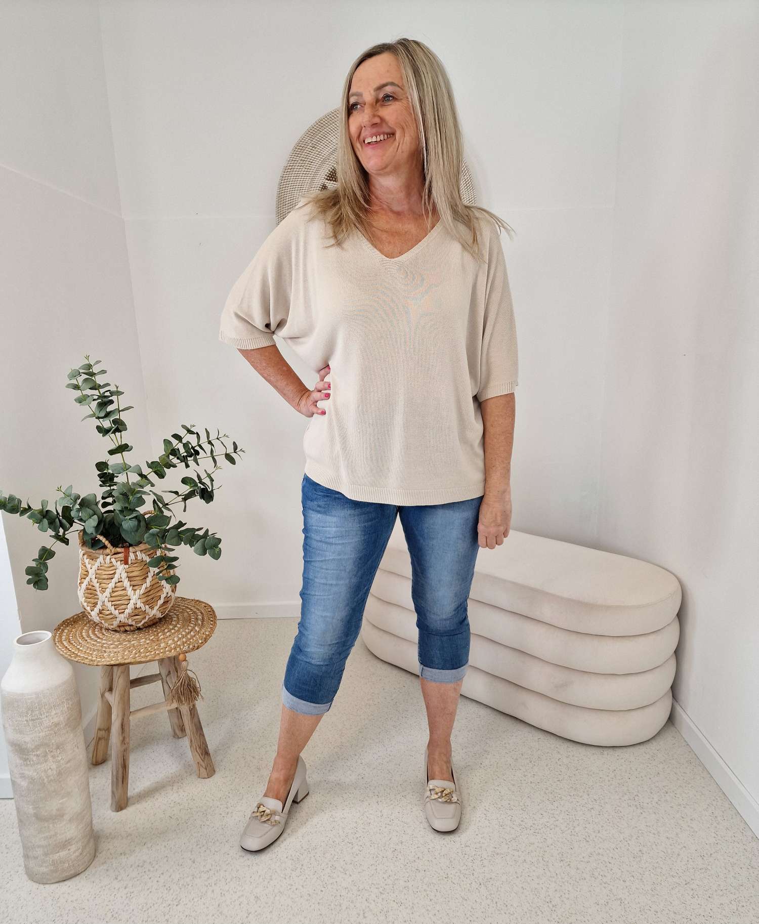 BASIC SHIRT ZOLA STRICK BEIGE V-Ausschnitt Made in Italy 36 -42 Pullover BASIC SHIRT ZOLA STRICK BEIGE V-Ausschnitt Made in Italy 36 -42 Pullover