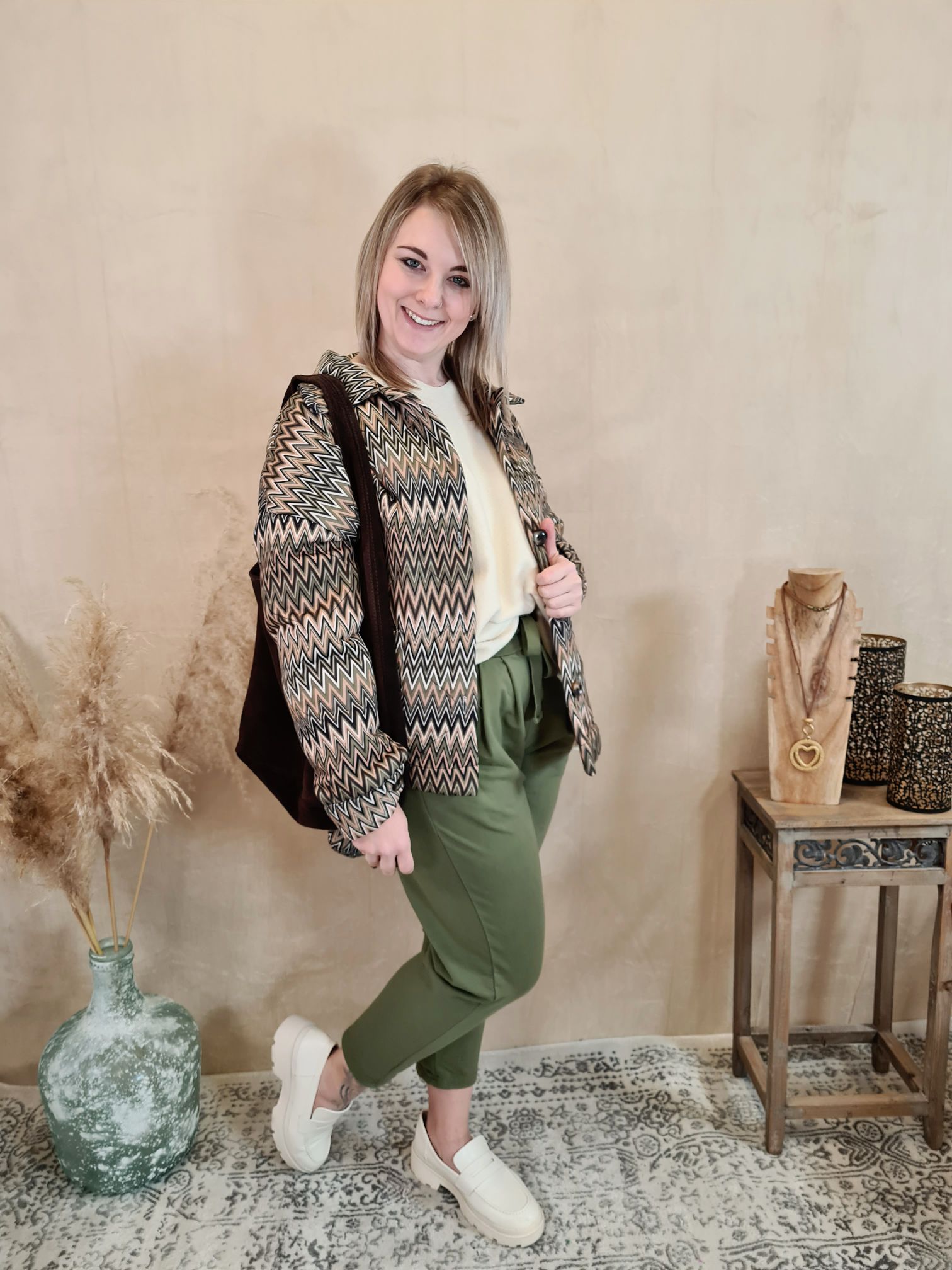 BLOUSON STEPPJACKE LARISSA KHAKI 34-42 Made in Italy kurze Übergangsjacke Vokuhila Style