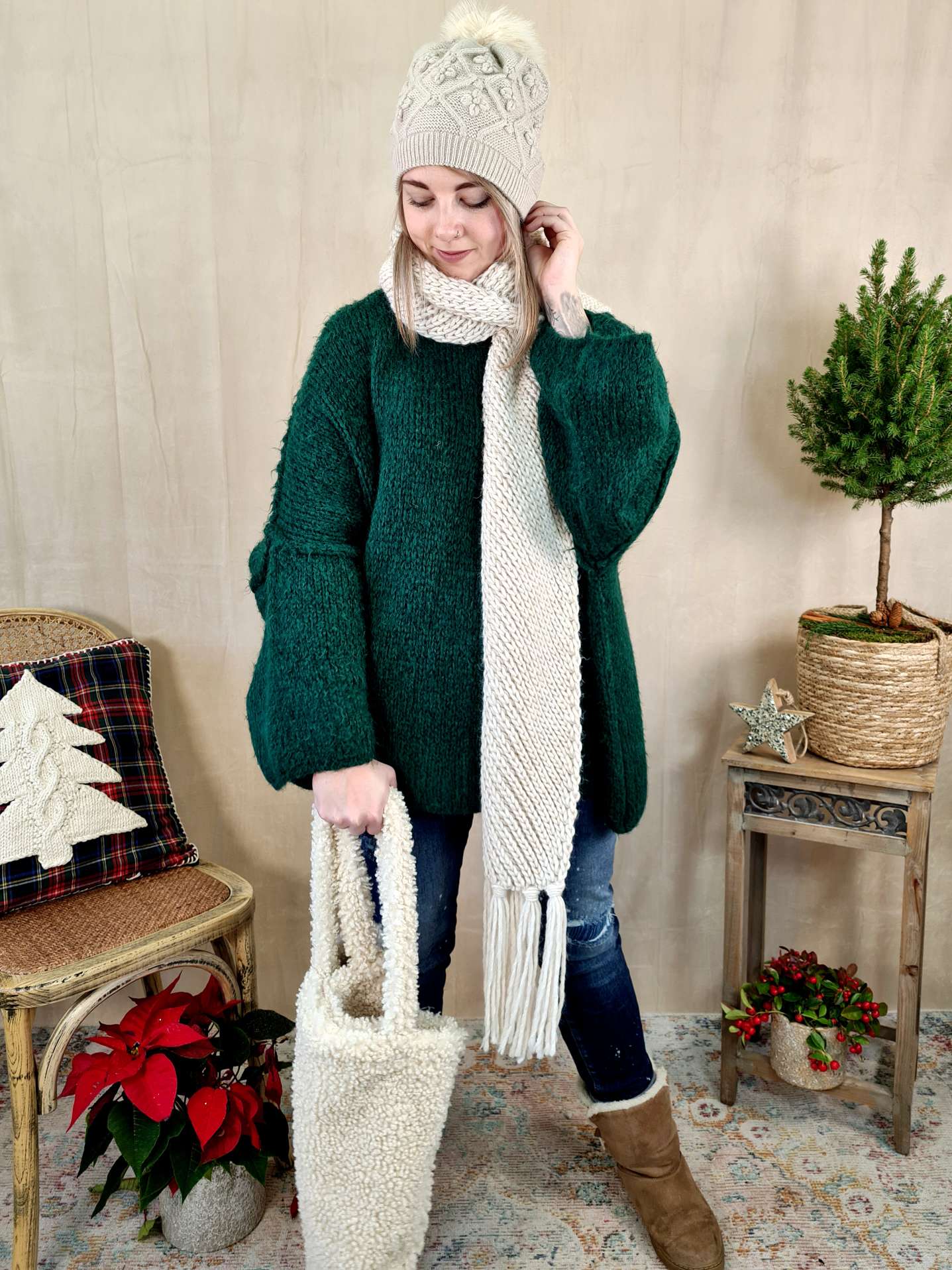 EDLER SCHAL SCARF GIADA CREME Made in Italy kuscheliger weicher Strick Schal Fransen EDLER SCHAL SCARF GIADA CREME Made in Italy kuscheliger weicher Strick Schal Fransen