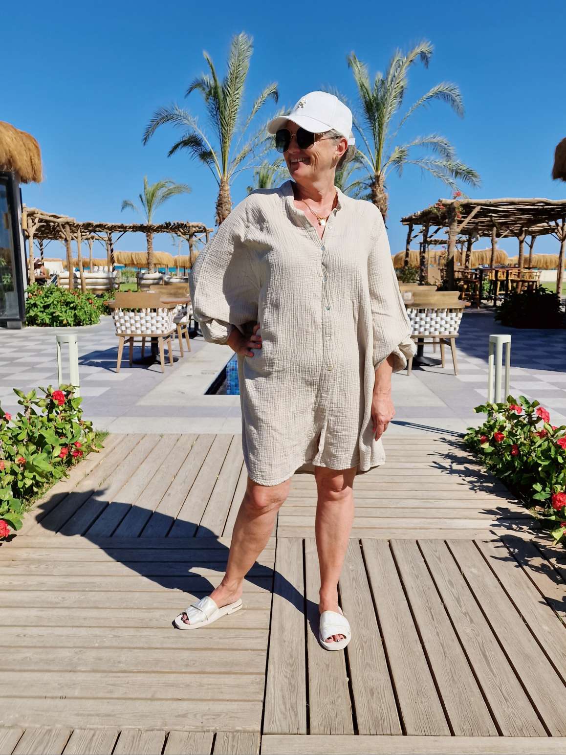 MUSSELIN OVERSIZE BLUSE BE CREATIVE BEIGE 34-42/44 Made in Italy Longbluse Kleid Tunika Shirt Blusenjacke MUSSELIN OVERSIZE BLUSE BE CREATIVE BEIGE 34-42/44 Made in Italy Longbluse Kleid Tunika Shirt Blusenjacke