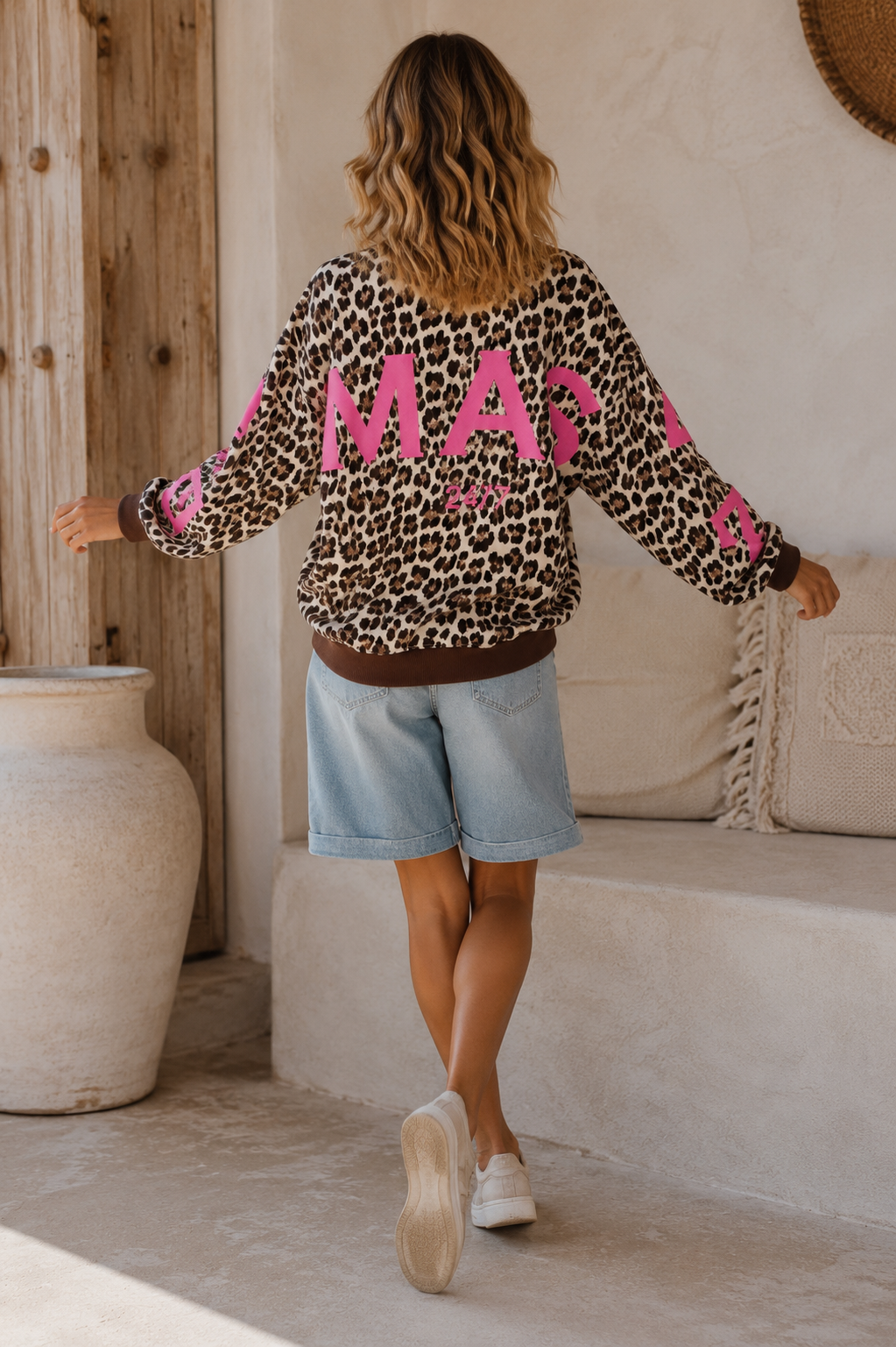 Sweatshirt „Namaste 24/7 LEO" – Made in Italy | One Size bis ca. Gr. 42