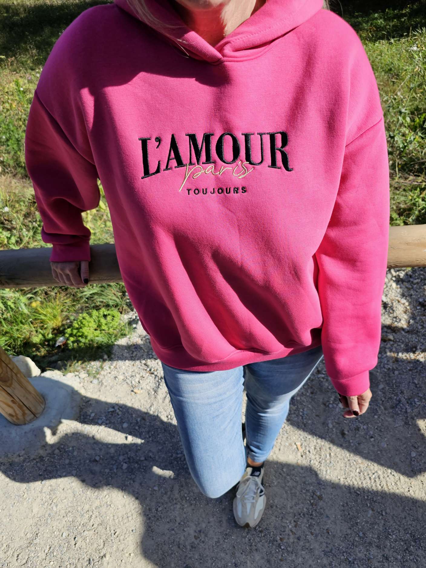 BASIC HOODIE PARIS Made in Italy 34 - 42 BASIC HOODIE PARIS Made in Italy 34 - 42