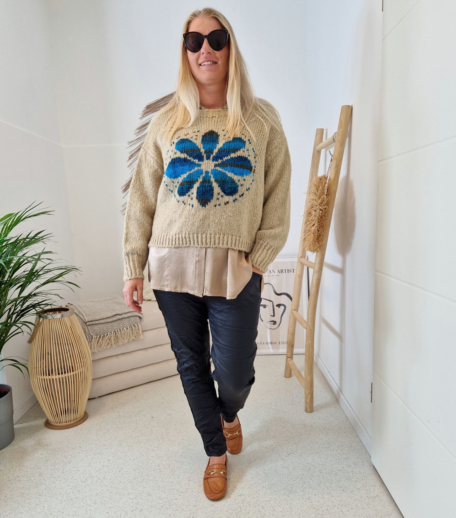 KNIT SWEATER GRETA FLOWER TAUPE Strickpullover Pullover 34-42 Made in Italy versch. Farben KNIT SWEATER GRETA FLOWER TAUPE Strickpullover Pullover 34-42 Made in Italy versch. Farben