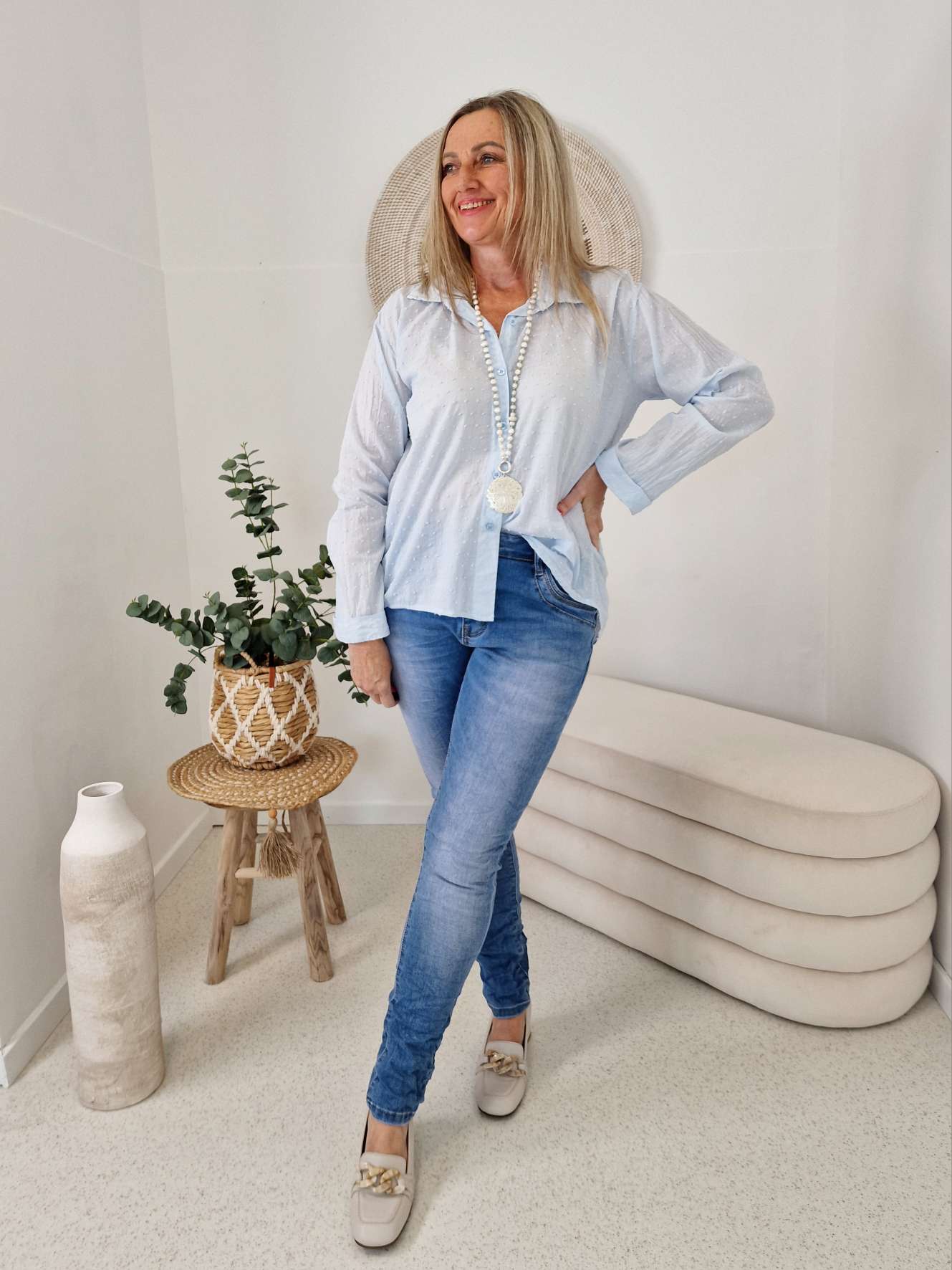 EDLE BLUSE DOTTY HELLBLAU 36 - kl 42 MADE IN ITALY EDLE BLUSE DOTTY HELLBLAU 36 - kl 42 MADE IN ITALY