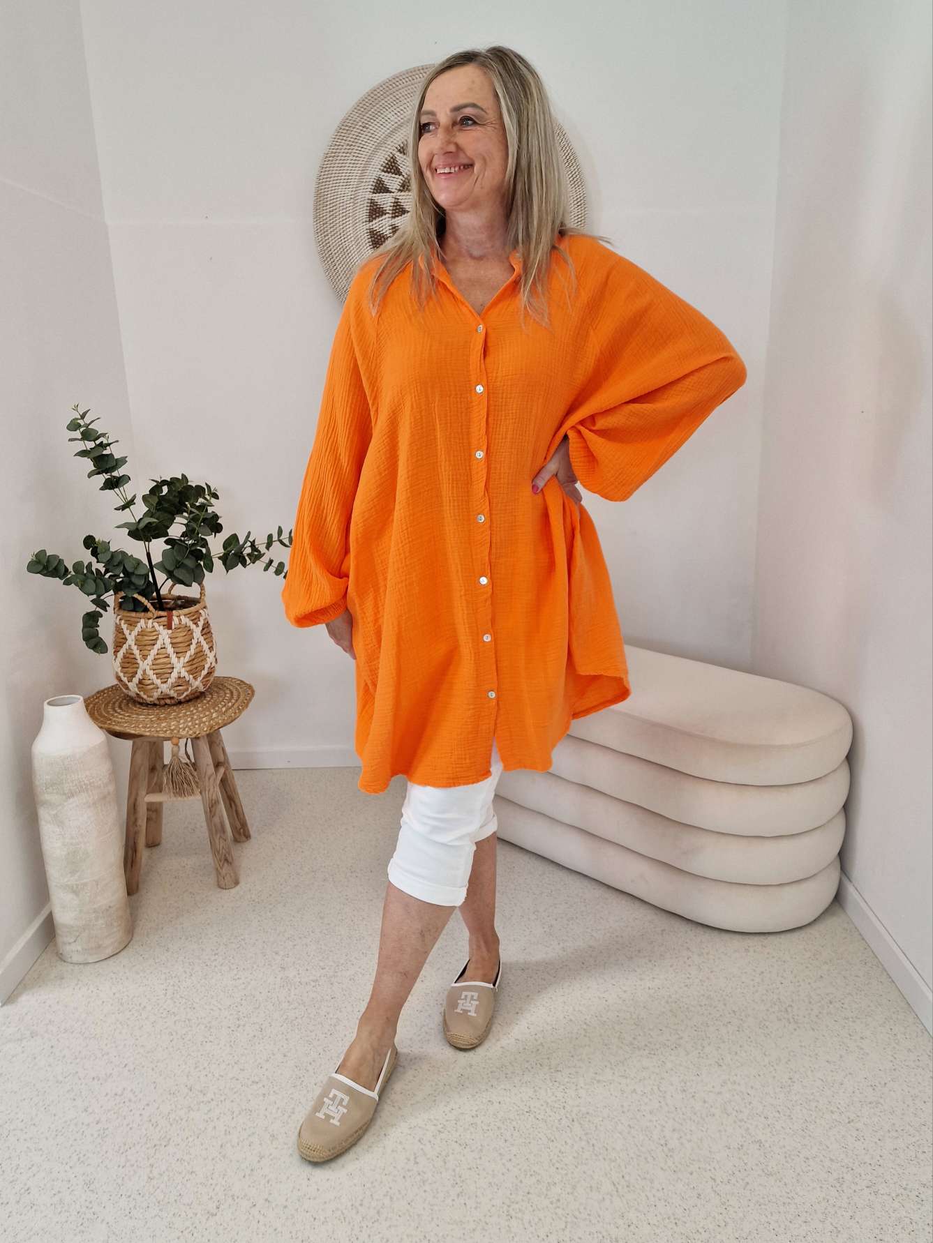 MUSSELIN OVERSIZE BLUSE BE CREATIVE ORANGE 34-42/44 Made in Italy Longbluse Kleid Tunika Shirt Blusenjacke MUSSELIN OVERSIZE BLUSE BE CREATIVE ORANGE 34-42/44 Made in Italy Longbluse Kleid Tunika Shirt Blusenjacke