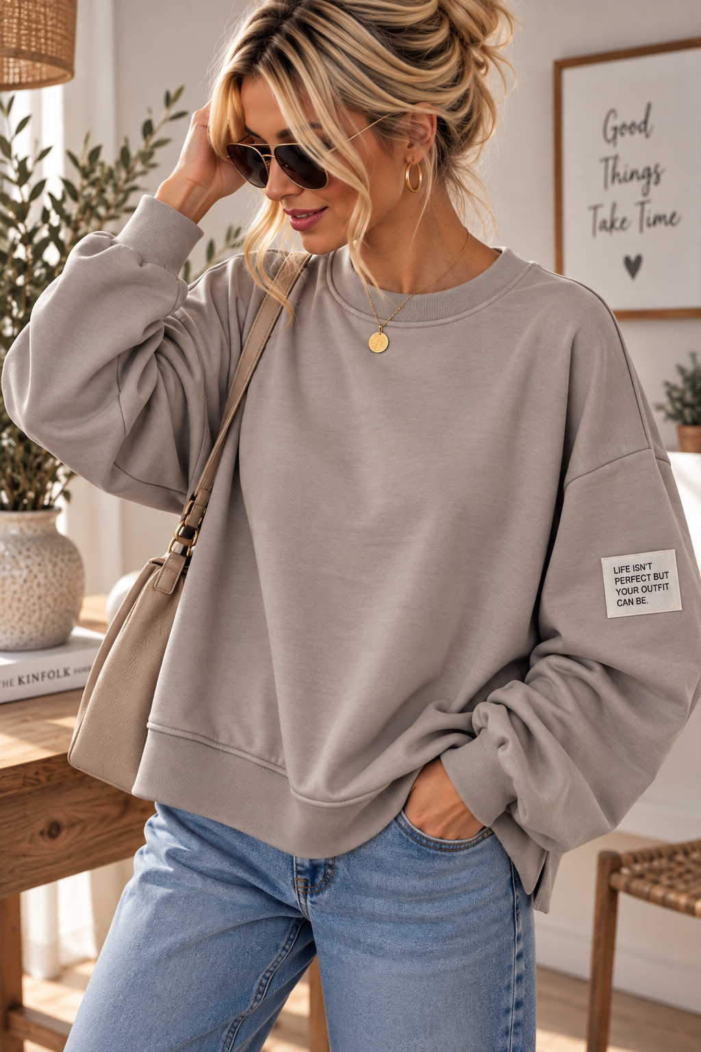 Butterstoff-Sweatshirt uni mit Statement-Patch – SW0094 Made in Italy Gr 34-42