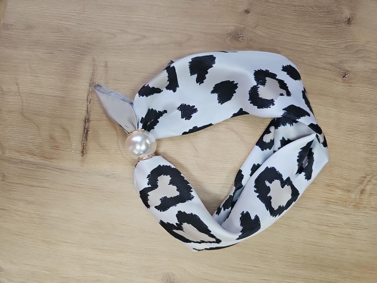 Tuchkette Evania LEO Perlenverschluss