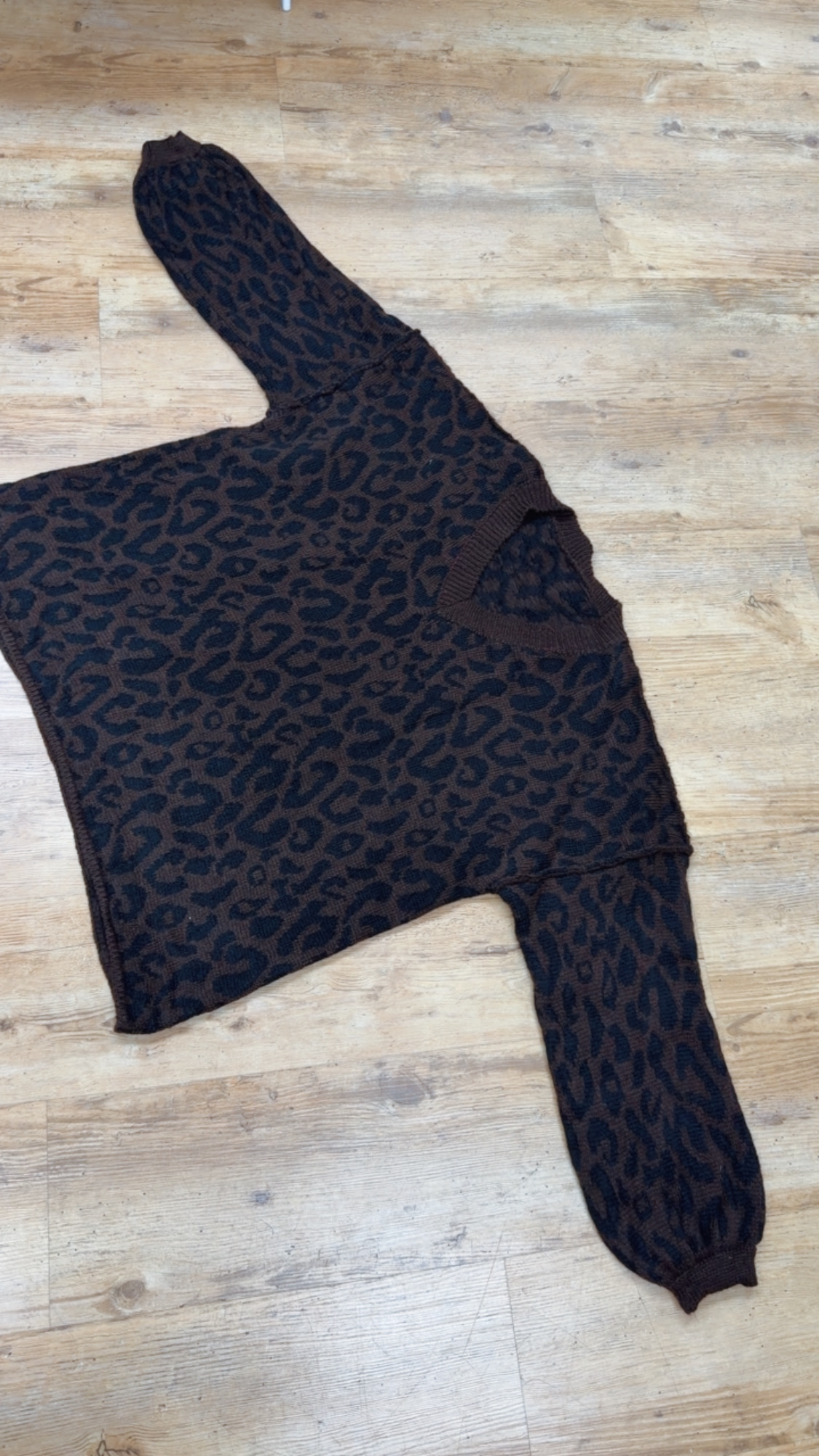 Leo-Pullover mit V-Ausschnitt I P0069 I Made in Italy 34-44/46