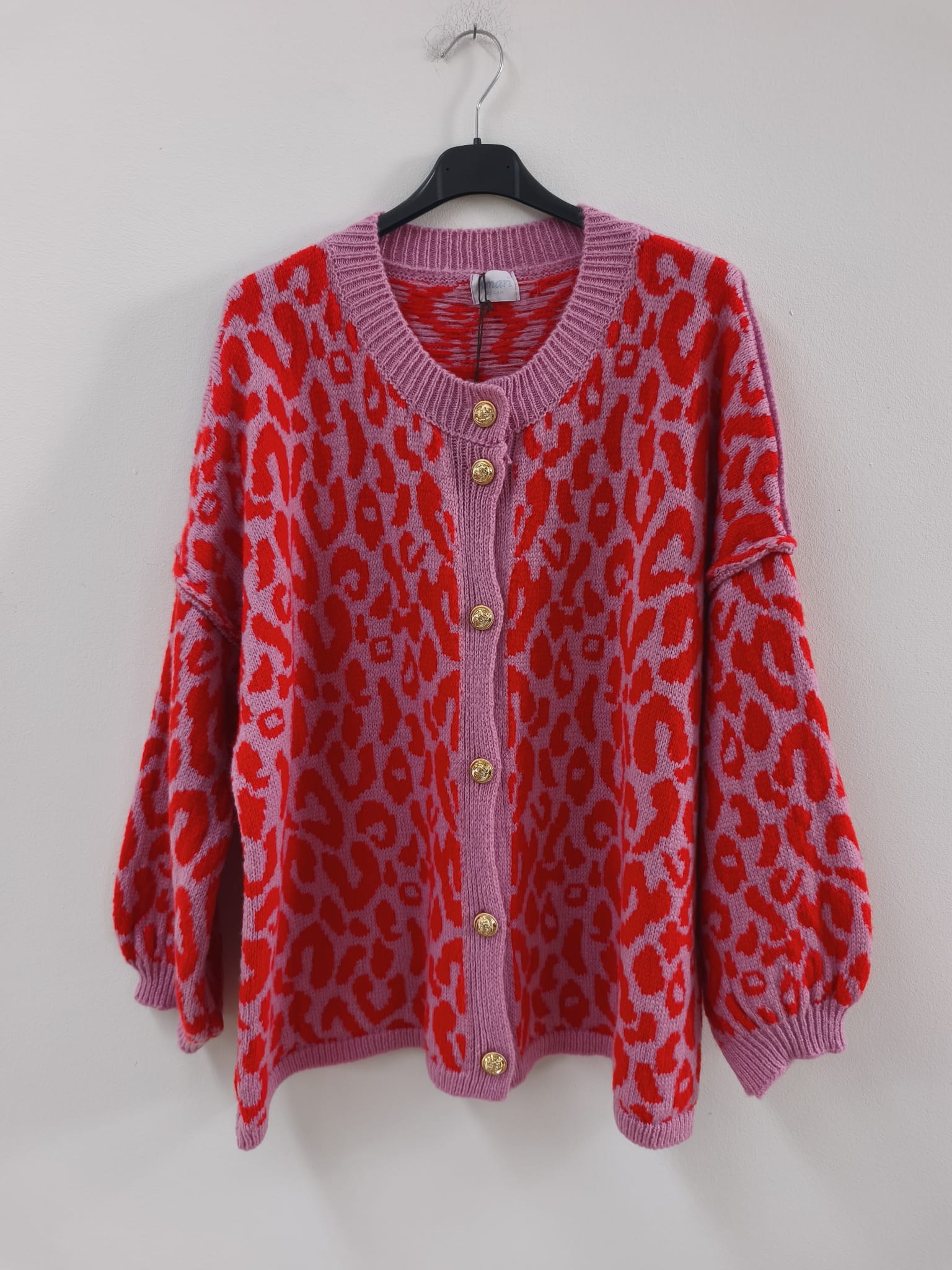 SJ0117 – Leo Strickjacke mit goldfarbenen Knöpfen I 36-46 I Made in Italy