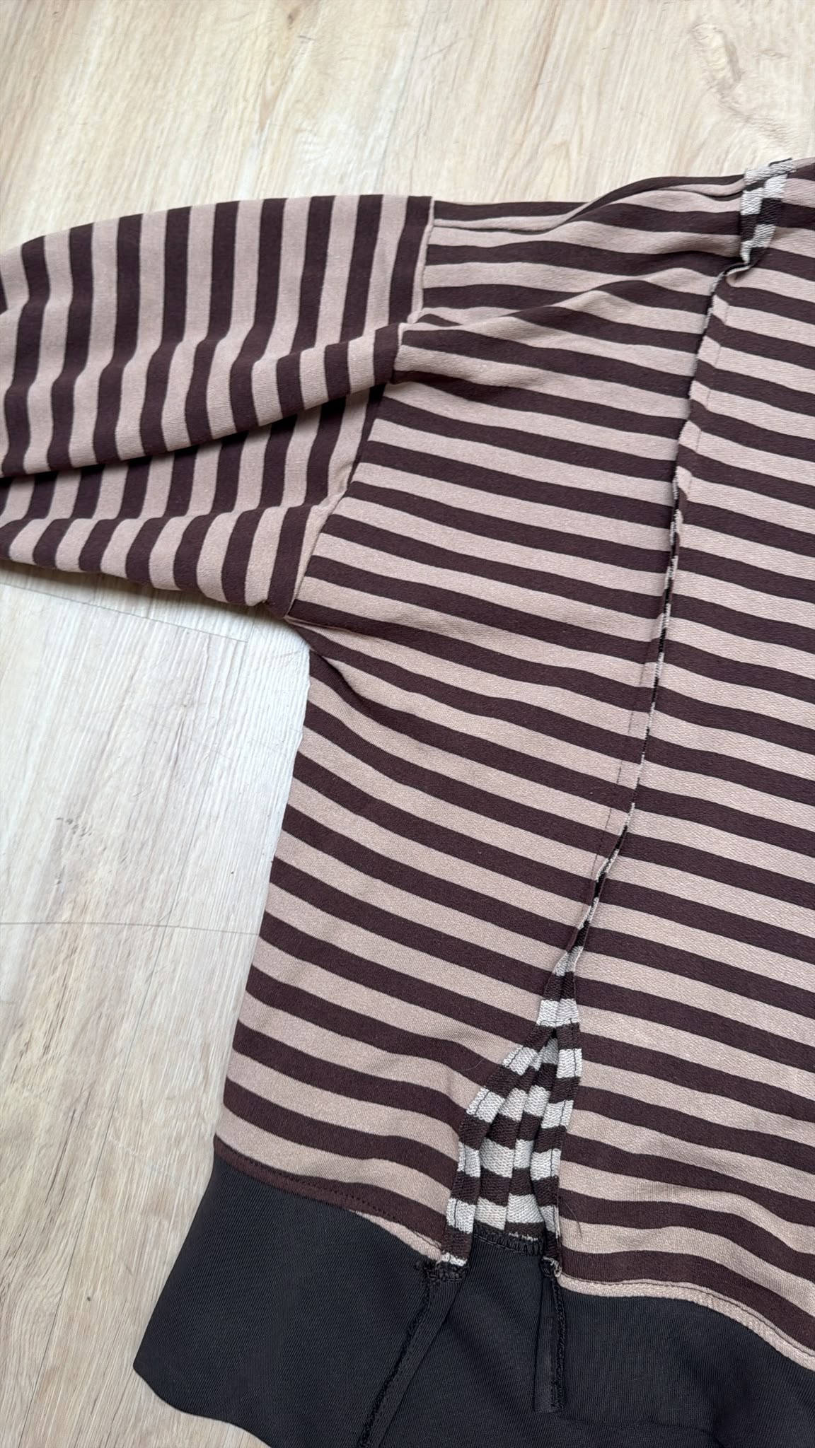 Sweater Charly mit Raw-Cut Details Stripes Made in Italy 34-44/46