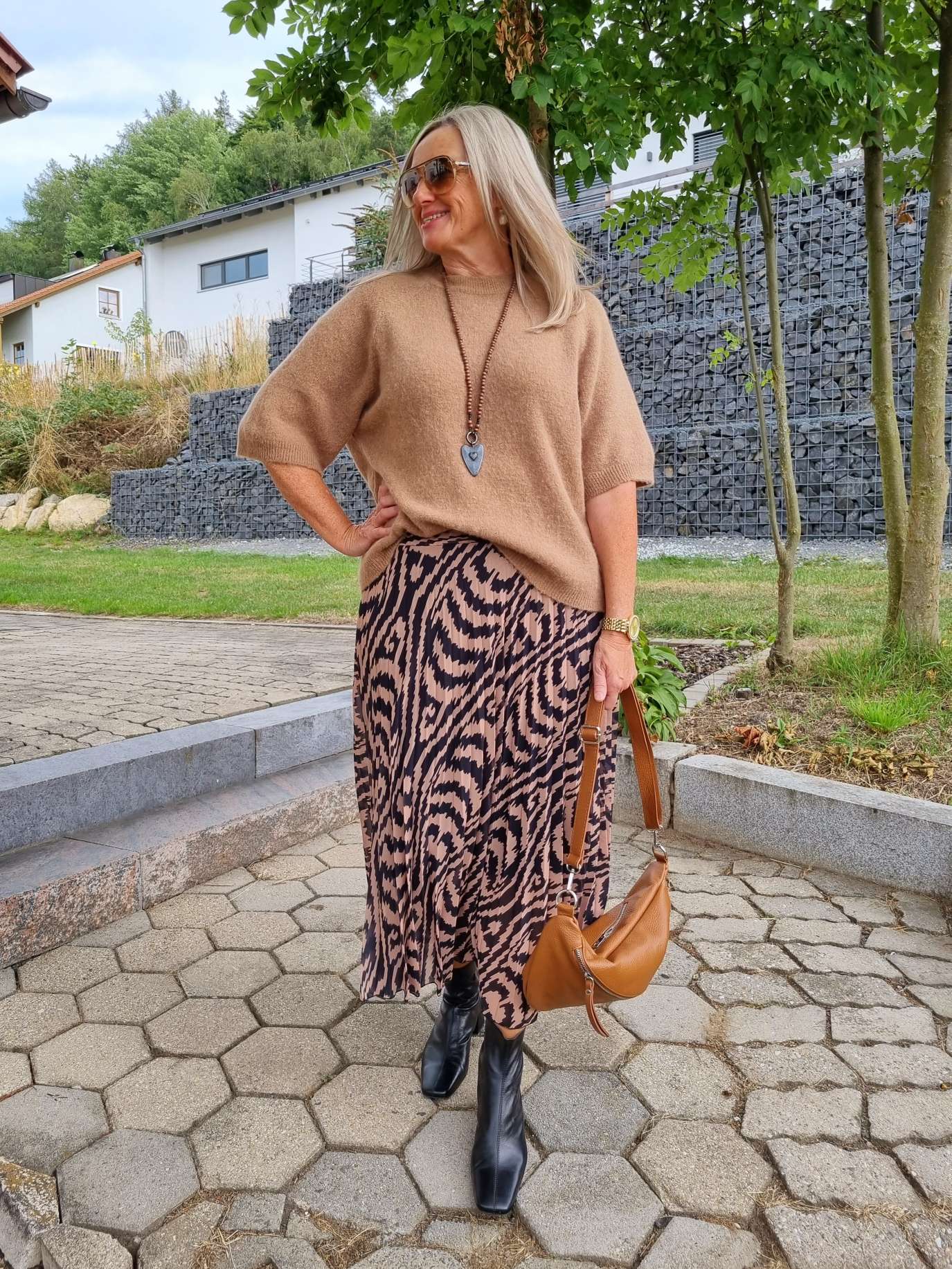 KURZARM PULLOVER ZITA CAMEL 34-42 Made in Italy edler Strickpullover Knit Sweater KURZARM PULLOVER ZITA CAMEL 34-42 Made in Italy edler Strickpullover Knit Sweater