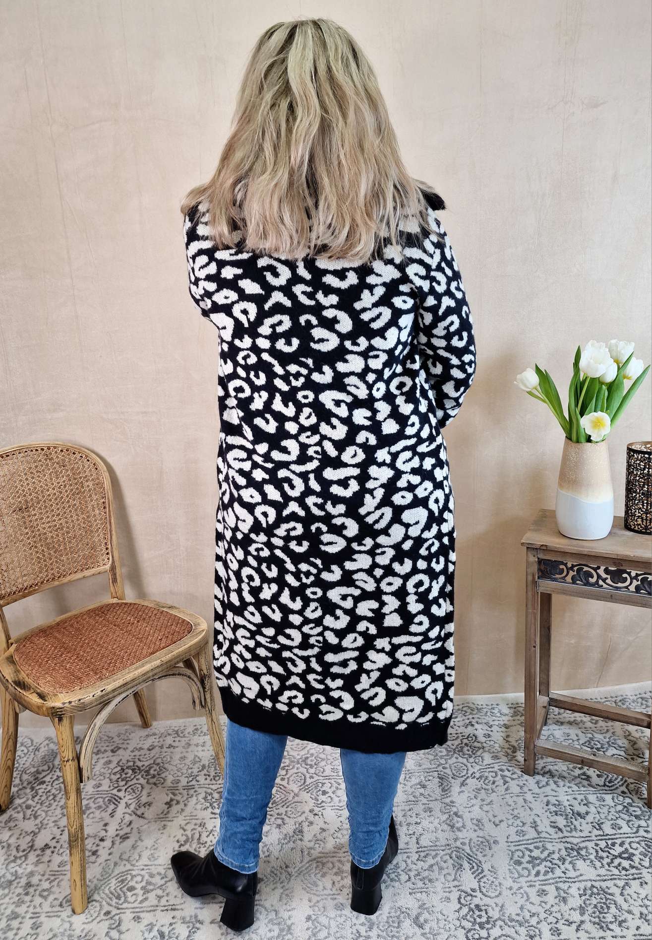 LUXURY KNIT COAT MIRINA LEO SCHWARZ 34-42 Strickmantel Mantel Cardigen Italy Kollektion LUXURY KNIT COAT MIRINA LEO SCHWARZ 34-42 Strickmantel Mantel Cardigen Italy Kollektion