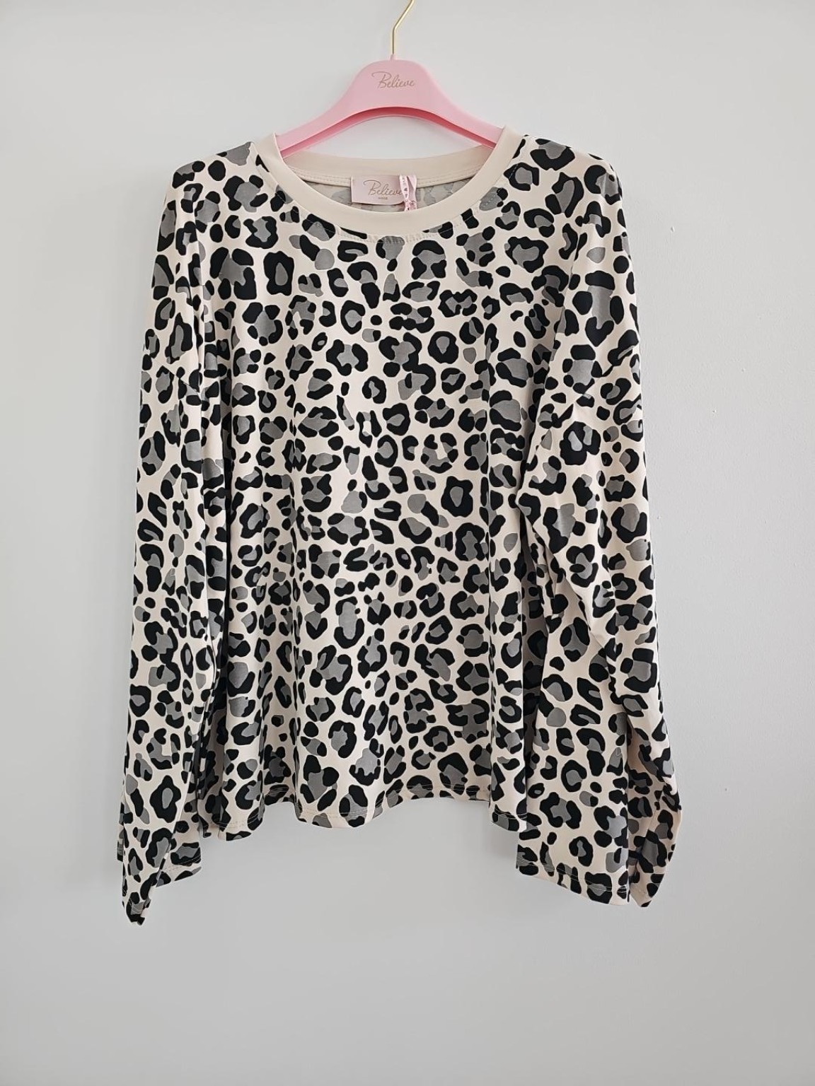 Longsleeve / Langarmshirt I No. LS012 I Leo I ausgestellten Ärmeln I Made in Italy | passt bis Größe 42/44