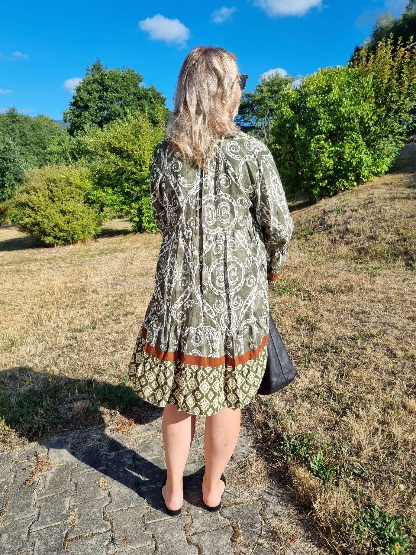 SHORT TUNIKA DRESS FIONA KHAKI 34-40/42 Made in Italy langes Kleid Hängerchen Tunikakleid SHORT TUNIKA DRESS FIONA KHAKI 34-40/42 Made in Italy langes Kleid Hängerchen Tunikakleid