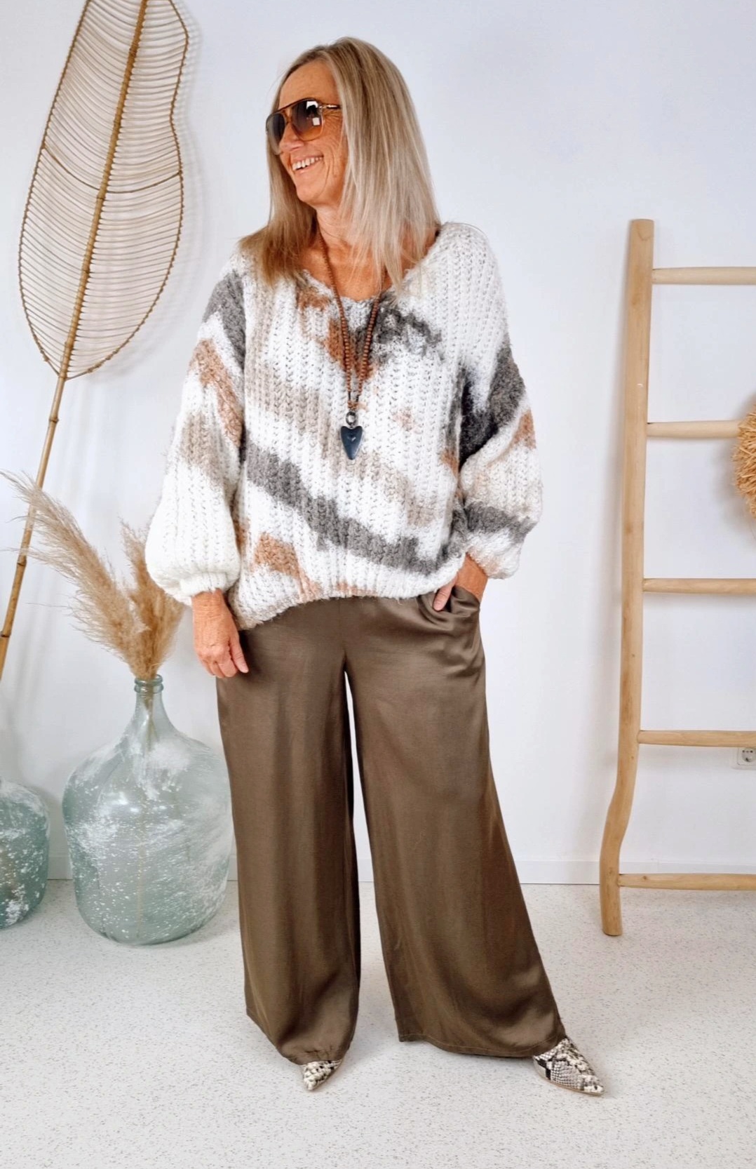 EDLE SILK HOSE KARIN TAUPE Satin Hose Seiden Mix Made in Italy Sommerhose 34-40/42 EDLE SILK HOSE KARIN TAUPE Satin Hose Seiden Mix Made in Italy Sommerhose 34-40/42
