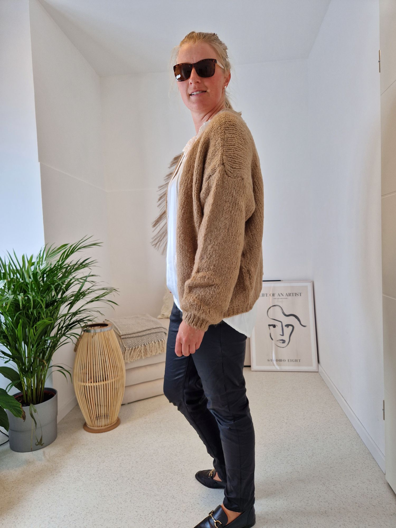 KNIT CARDIGAN MILLY CAMEL 34-42 Made in Italy kurze Strickjacke KNIT CARDIGAN MILLY CAMEL 34-42 Made in Italy kurze Strickjacke