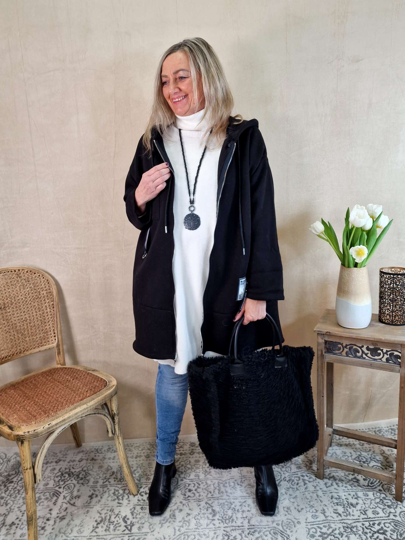 HOODIE SWEATER JACKE CARLO SCHWARZ 34-42 Made in Italy Oversize lange Sweatshirtjacke HOODIE SWEATER JACKE CARLO SCHWARZ 34-42 Made in Italy Oversize lange Sweatshirtjacke