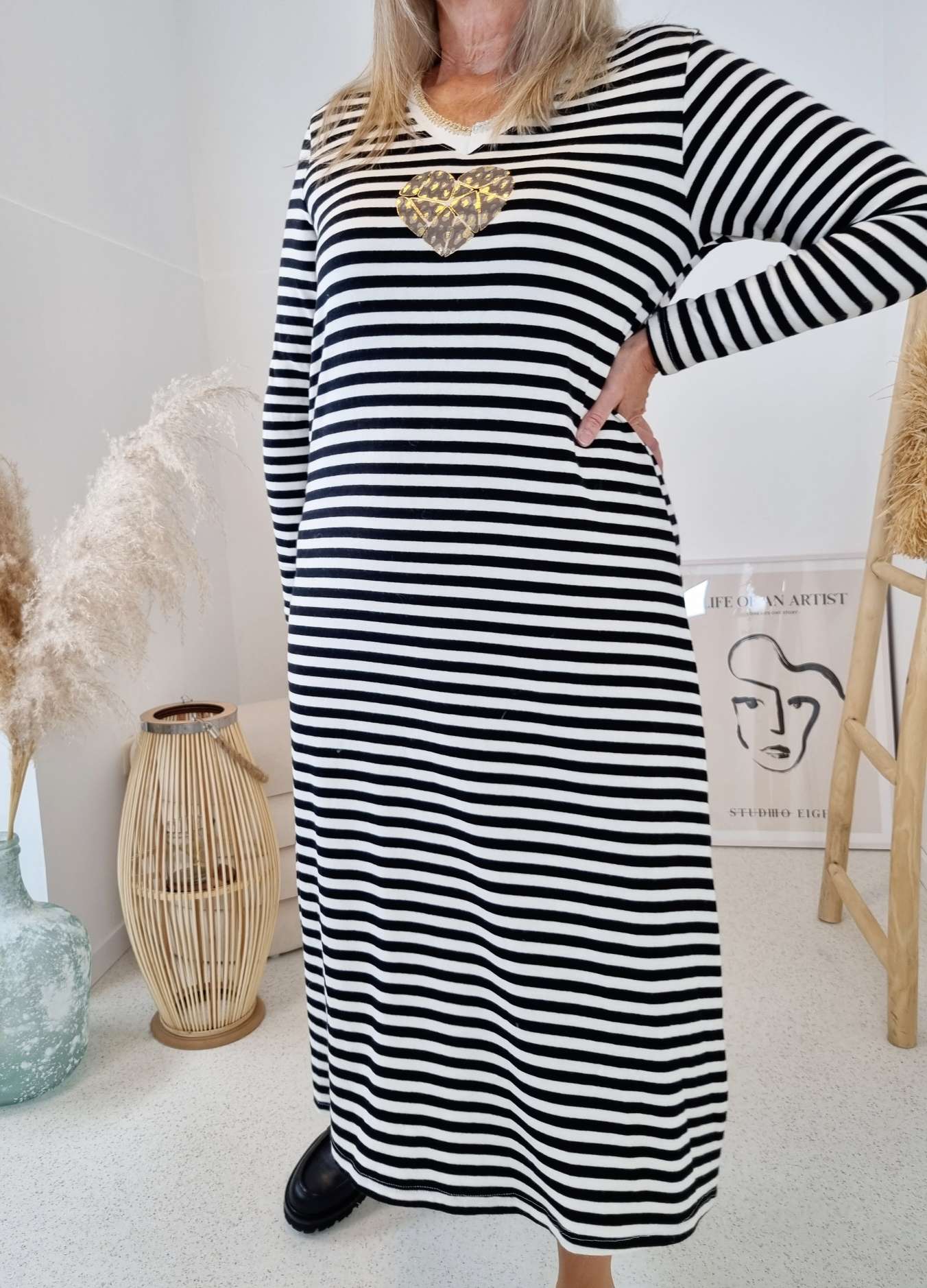 SWEATKLEID SAMY SCHWARZ 36-40 Made in Italy Shirtkleid Langarm Stripes Strickkleid SWEATKLEID SAMY SCHWARZ 36-40 Made in Italy Shirtkleid Langarm Stripes Strickkleid