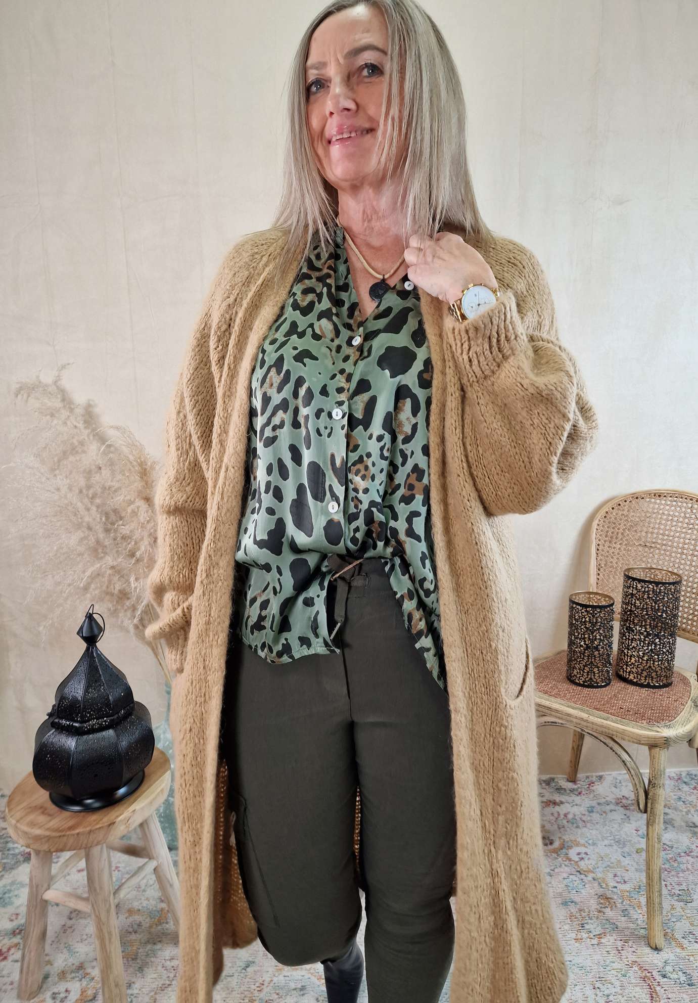 EDLE BLUSE MARY LEO KHAKI 34-40 Made in Italy Viskose Hemd Shirt EDLE BLUSE MARY LEO KHAKI 34-40 Made in Italy Viskose Hemd Shirt