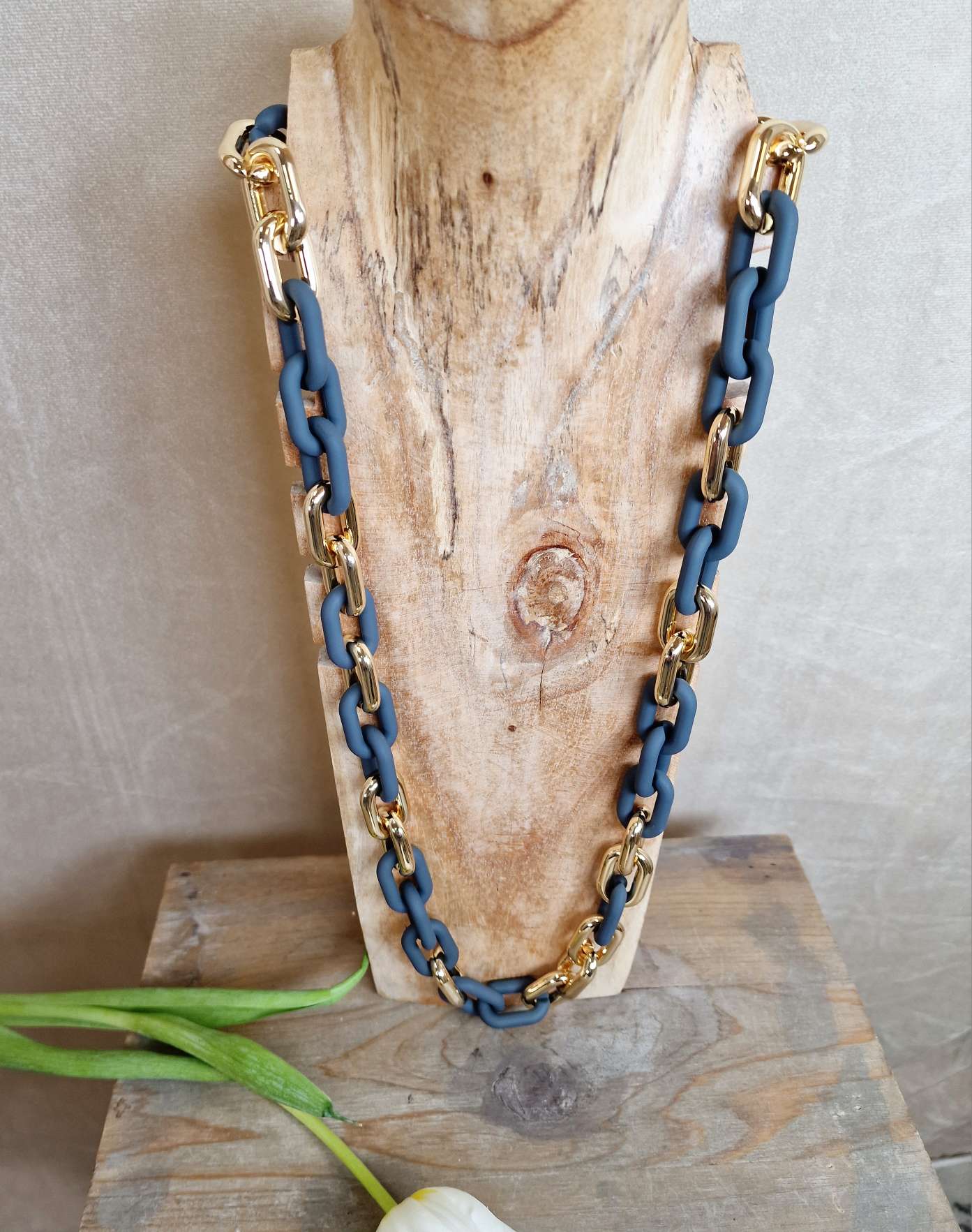 KETTE POWERFUL GRAU Metall Resin Goldfarbig Necklace Halskette