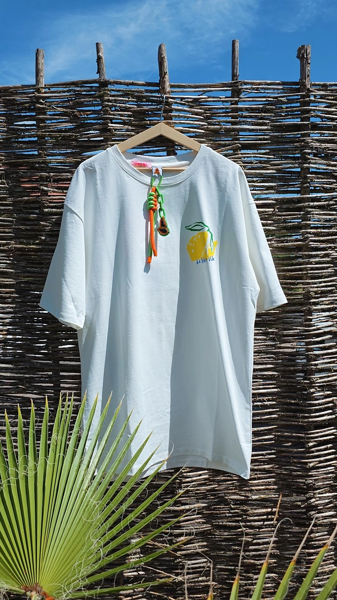 STATEMENT T-SHIRT SWEATER LA DOLCE VITA Lemon Made in Italy mit Schlüsselanhänger