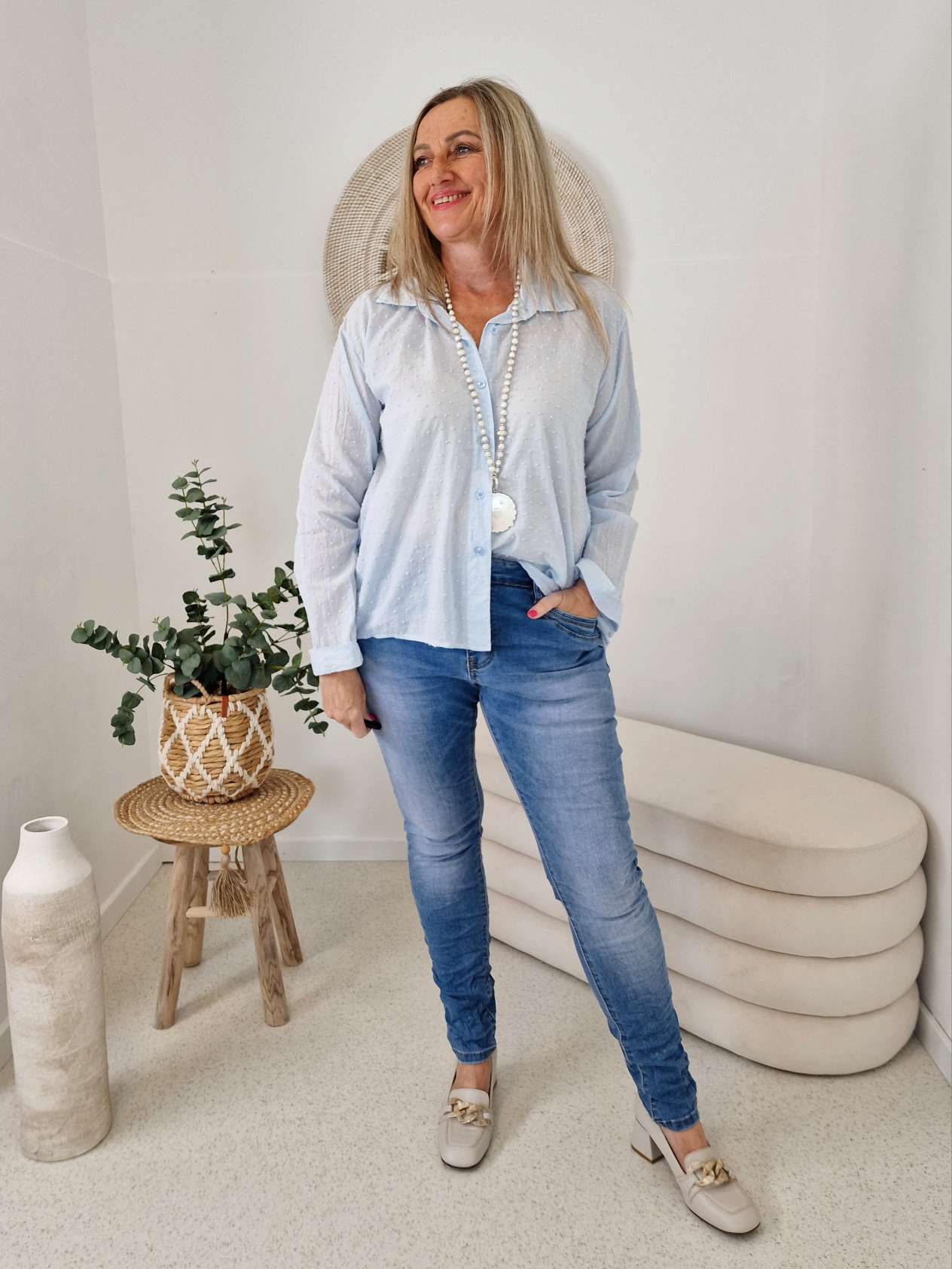 EDLE BLUSE DOTTY HELLBLAU 36 - kl 42 MADE IN ITALY EDLE BLUSE DOTTY HELLBLAU 36 - kl 42 MADE IN ITALY