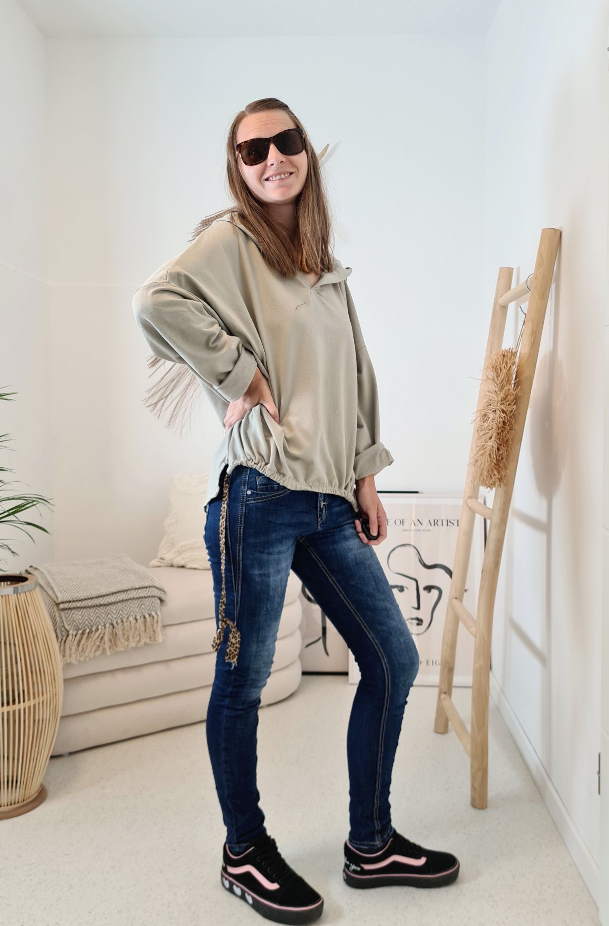 HOODIE NAOMI SAND Sweater Kapuze Made in Italy 34-42 Longsleeve Pullover LEO Leopard HOODIE NAOMI SAND Sweater Kapuze Made in Italy 34-42 Longsleeve Pullover LEO Leopard