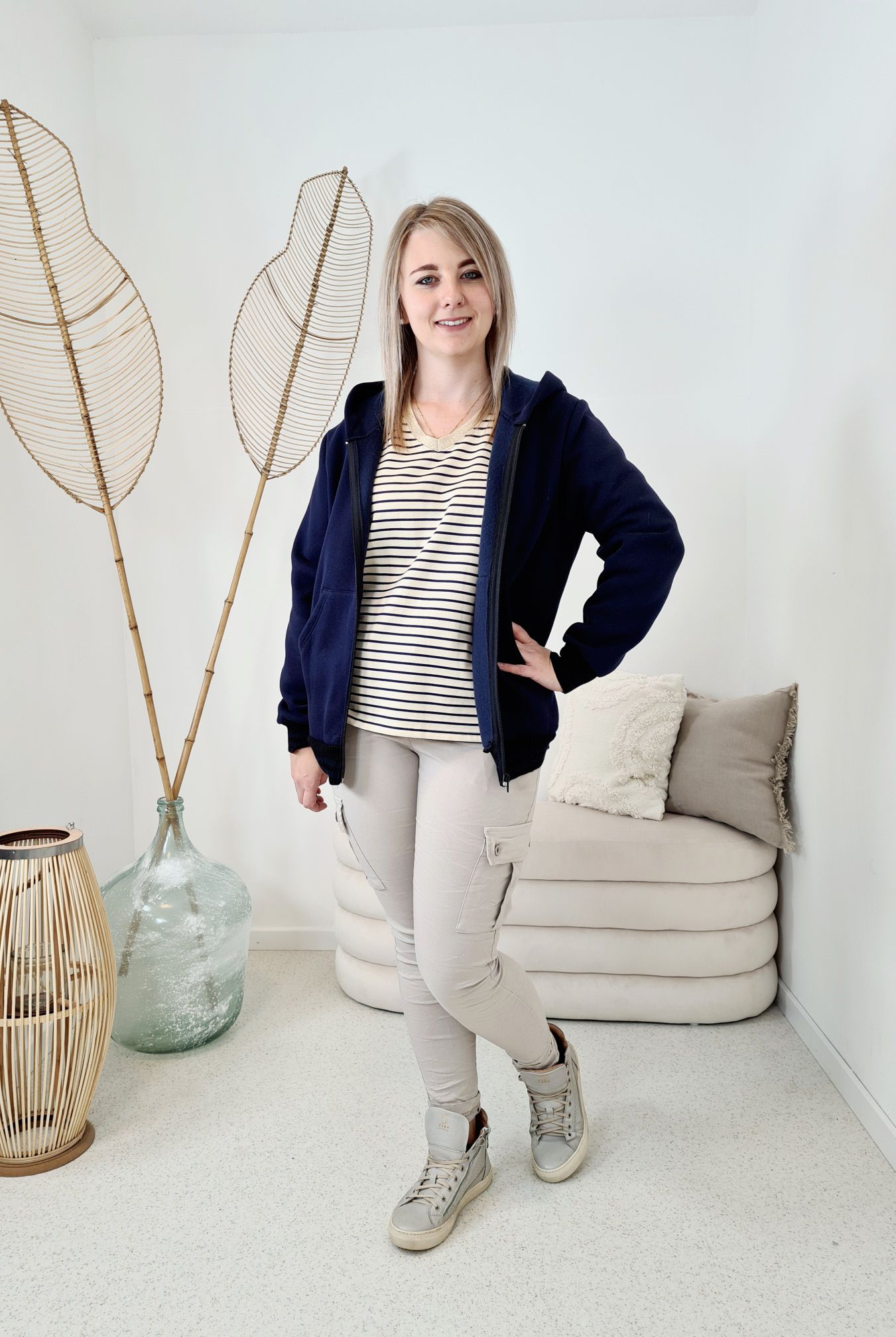 HOODIE SWEATER JACKE LOTTI BLAU Made in Italy Oversize 34-42 versch. Farben HOODIE SWEATER JACKE LOTTI BLAU Made in Italy Oversize 34-42 versch. Farben