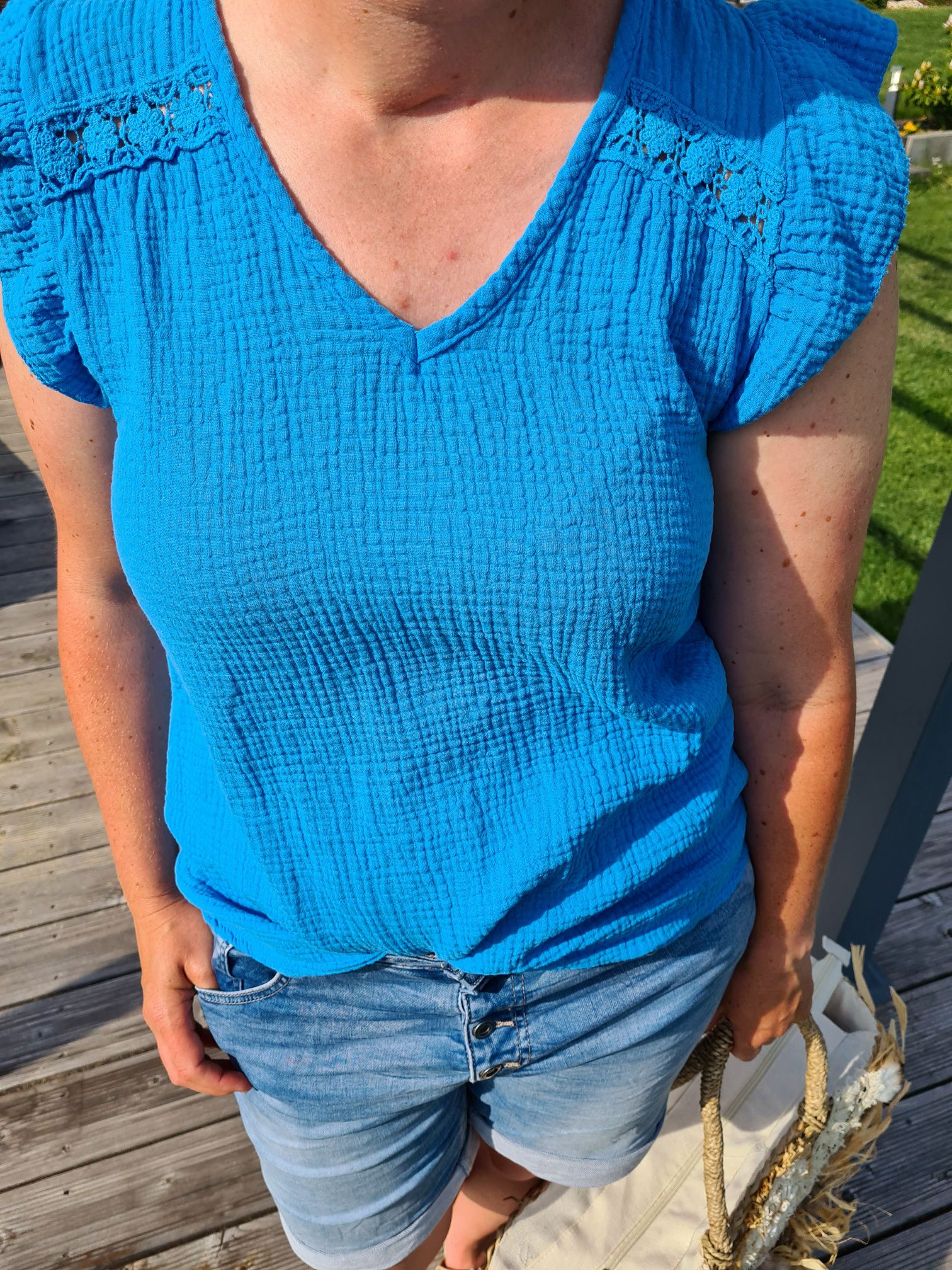BASIC MUSSELIN TOP LEVI BLAU 34-40 Made in Italy Basic Kurzarm Shirt Tanktop Oversize Spitze BASIC MUSSELIN TOP LEVI BLAU 34-40 Made in Italy Basic Kurzarm Shirt Tanktop Oversize Spitze