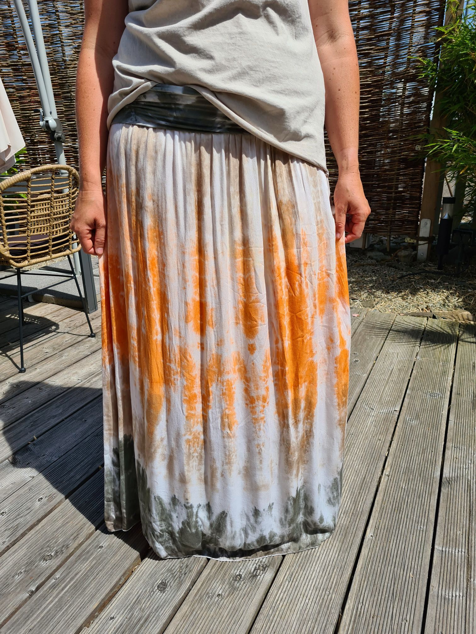 MAXI BATIK SKIRT ANNI ORANGE BEIGE GRAU 34-42 Made in Italy langer Rock Damenrock MAXI BATIK SKIRT ANNI ORANGE BEIGE GRAU 34-42 Made in Italy langer Rock Damenrock
