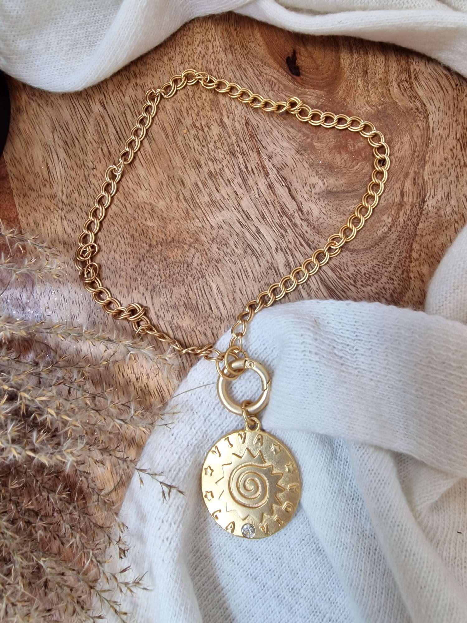 NECKLACE VIVA LA VIDA GOLD SHINY kurze Kette Amulett NECKLACE VIVA LA VIDA GOLD SHINY kurze Kette Amulett