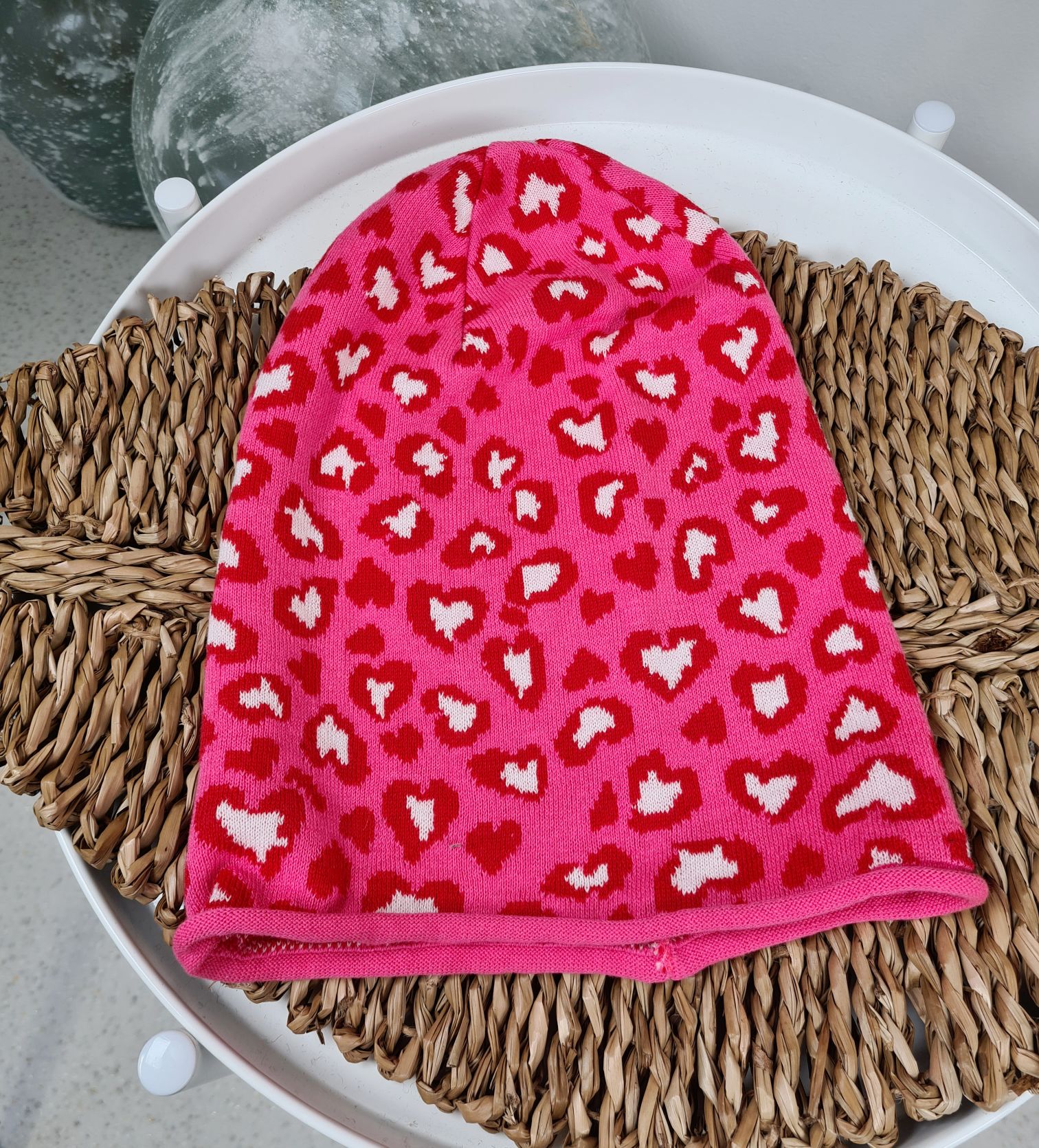 LEO BEANIE LACEY ZWILLINGSHERZ Wintermütze Italy Design Strick Mütze LEO BEANIE LACEY ZWILLINGSHERZ Wintermütze Italy Design Strick Mütze