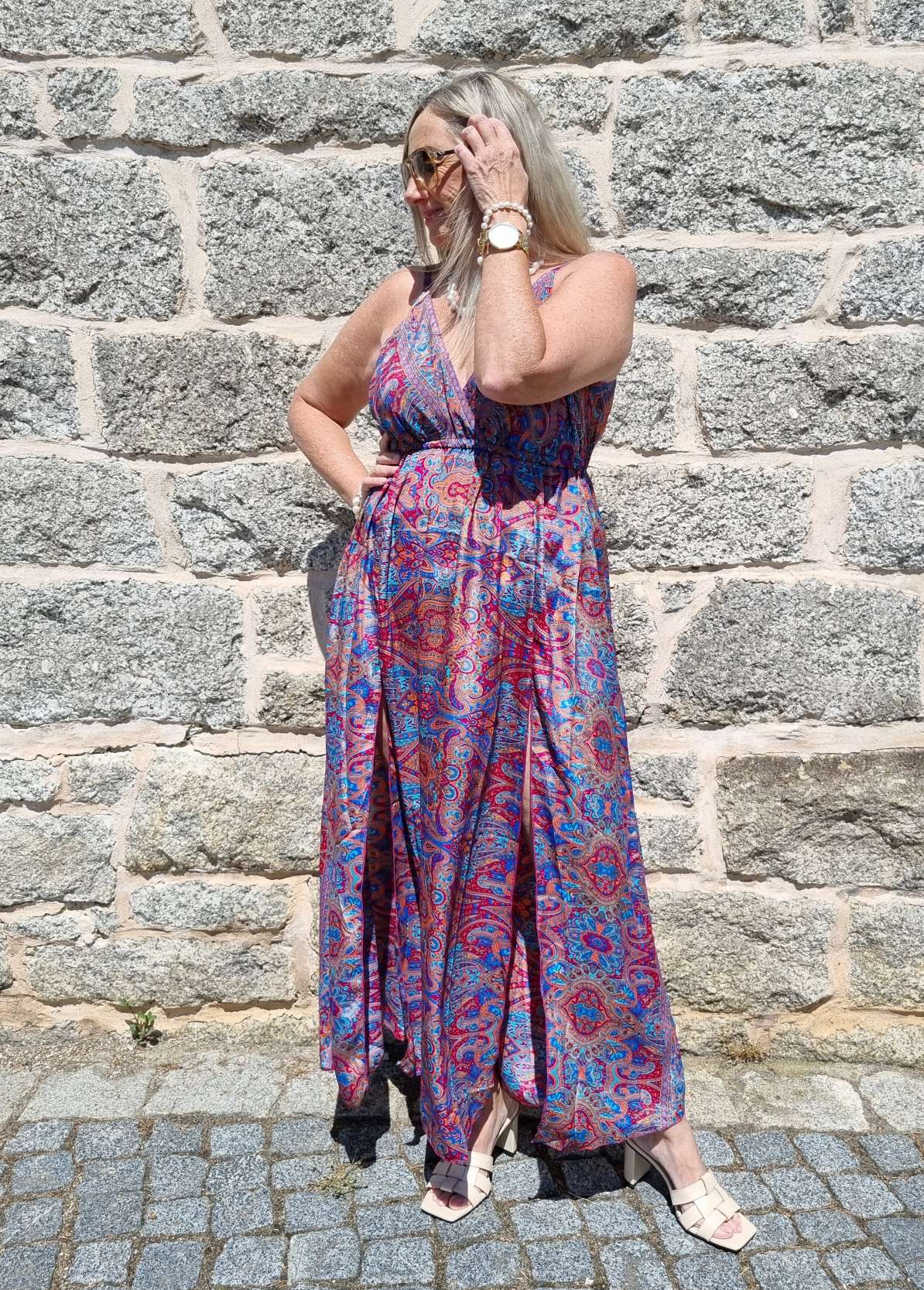 MALEDIVE SPAGETTITRÄGERKLEID JAKARI ROT Kleid Seidenkleid Strandkleid 36 - 40 MALEDIVE SPAGETTITRÄGERKLEID JAKARI ROT Kleid Seidenkleid Strandkleid 36 - 40