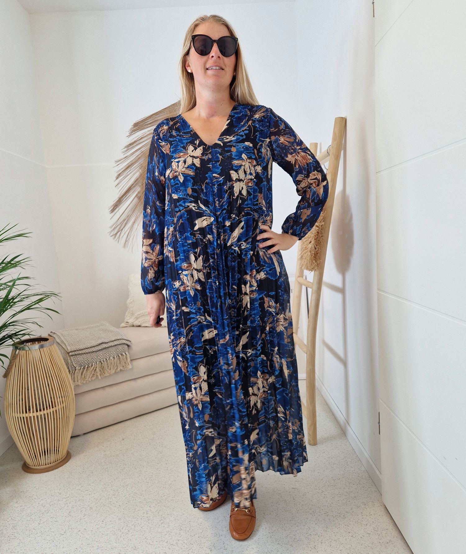 MAXI PLISSEE DRESS ULA BLAU 36-42 Made in Italy Plissee Herbst Kleid MAXI PLISSEE DRESS ULA BLAU 36-42 Made in Italy Plissee Herbst Kleid