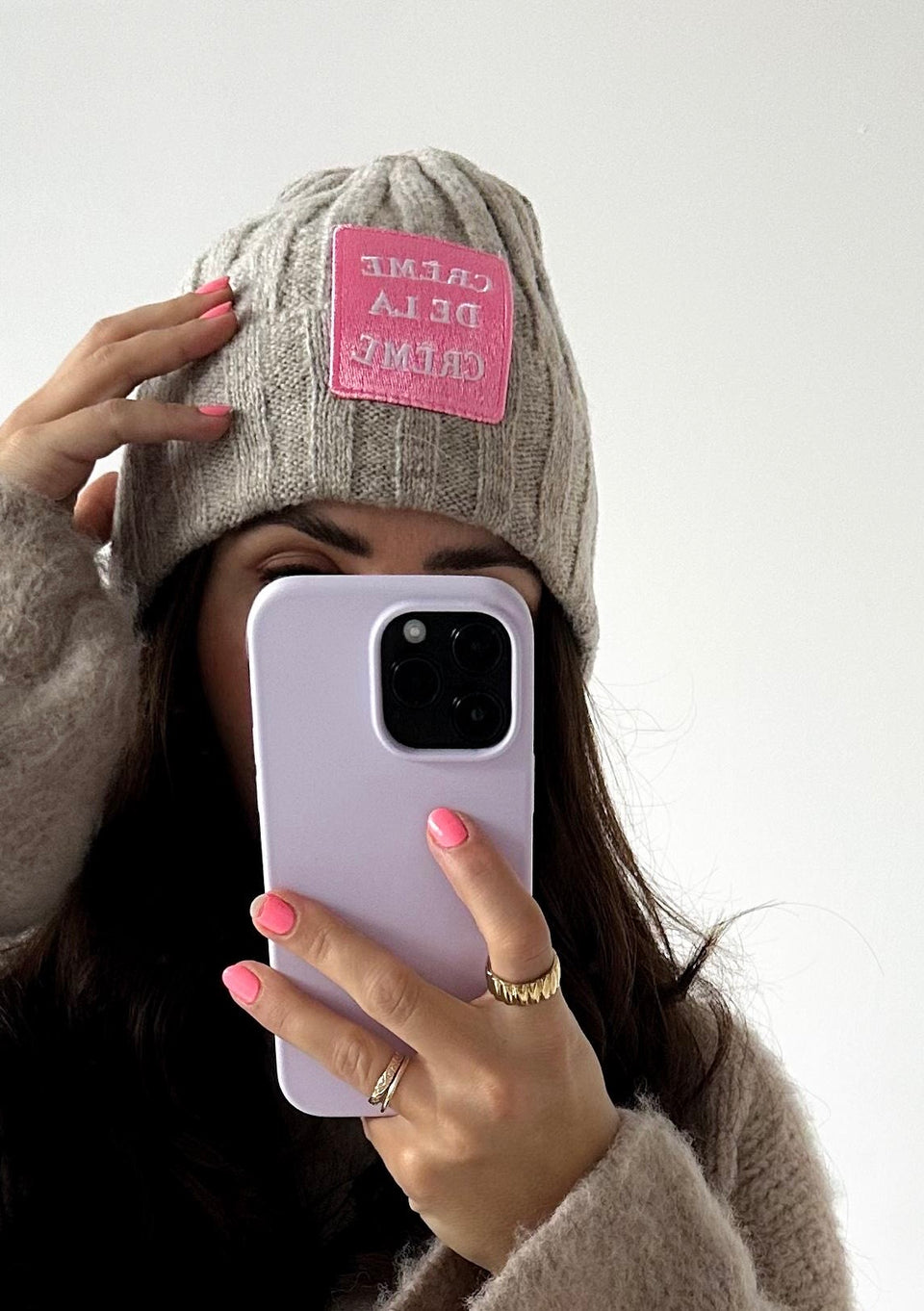 MÜTZE BEANIE LOLA mit Patch CREME DE LA CREME Made in Italy