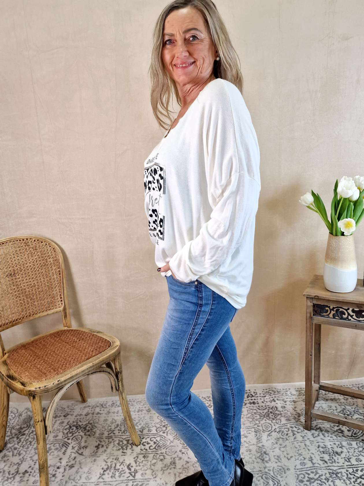 LONGSLEEVE SHIRT DARE TO BE DIFFERENT CREME 34-42/44 Made in Italy Langarm Pullover Oversize LONGSLEEVE SHIRT DARE TO BE DIFFERENT CREME 34-42/44 Made in Italy Langarm Pullover Oversize