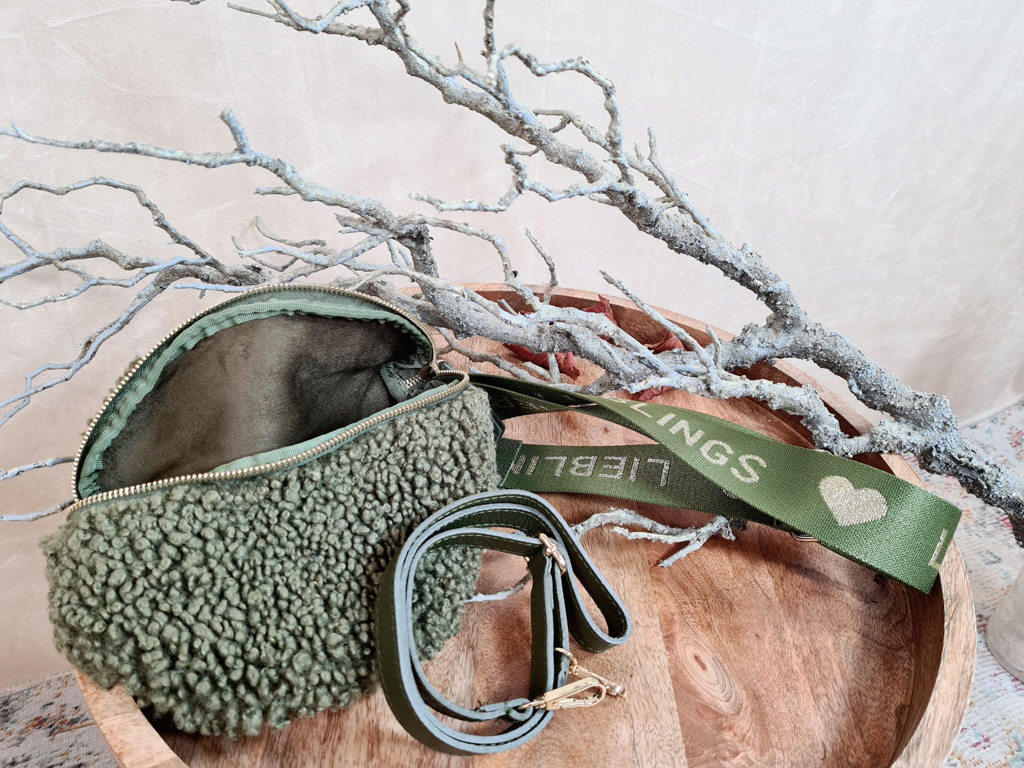 BAUCHTASCHE TEDDY M AURI KHAKI LIEBLINGS Umhängetasche mit Leder Made in Italy BAUCHTASCHE TEDDY M AURI KHAKI LIEBLINGS Umhängetasche mit Leder Made in Italy