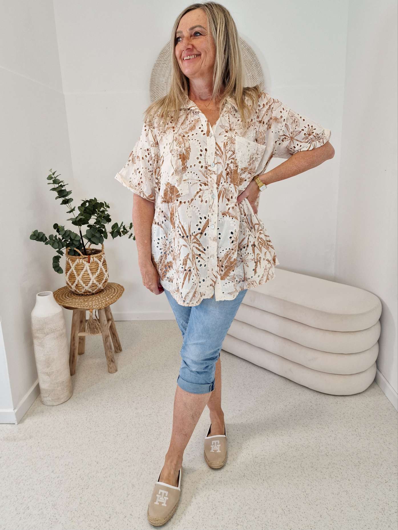 LOCHSTICKEREI BLUSE ROMANCE BEIGE Oversize 34-42/44 Hemd Hemdbluse Baumwolle LOCHSTICKEREI BLUSE ROMANCE BEIGE Oversize 34-42/44 Hemd Hemdbluse Baumwolle