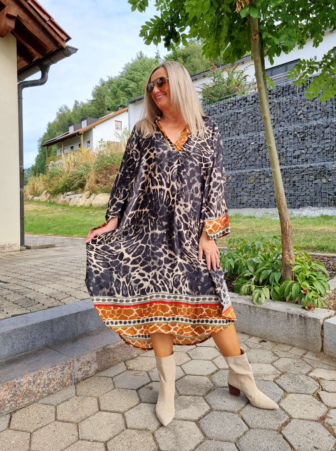 BLUSEN KLEID LUISE SCHWARZ langes Seiden Kleid Dress Longbluse Made in Italy 34-42 BLUSEN KLEID LUISE SCHWARZ langes Seiden Kleid Dress Longbluse Made in Italy 34-42