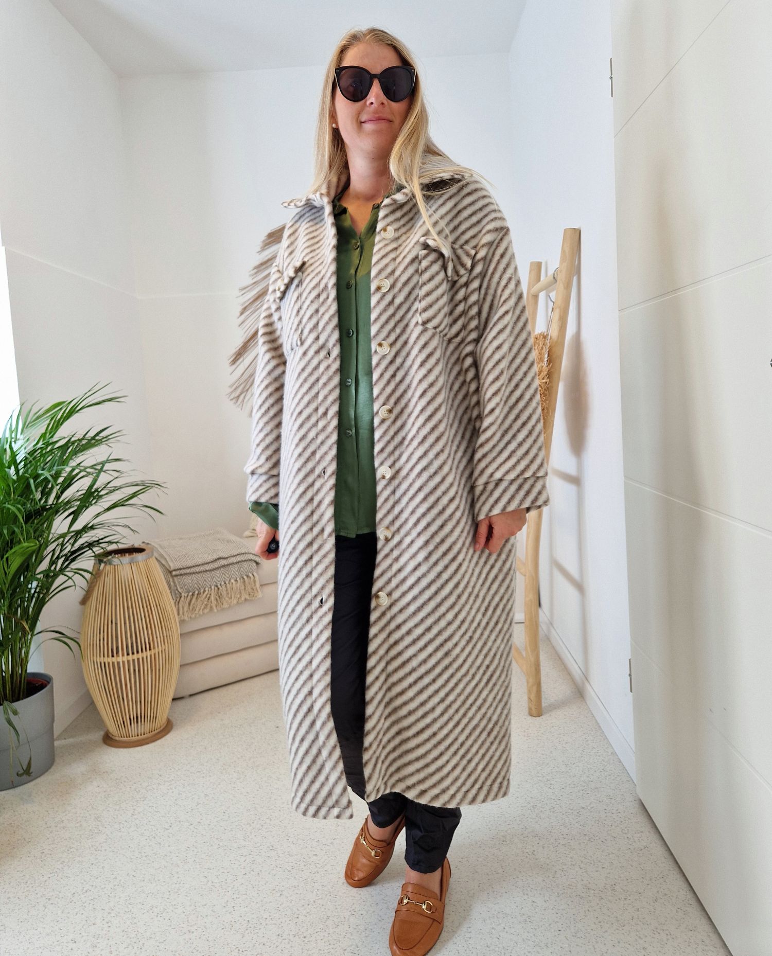 WOLL MANTEL PIA STRIPES BRAUN 36-42 Made in Italy Winter Jacke Fleece Mantel COAT Kopie WOLL MANTEL PIA STRIPES BRAUN 36-42 Made in Italy Winter Jacke Fleece Mantel COAT Kopie