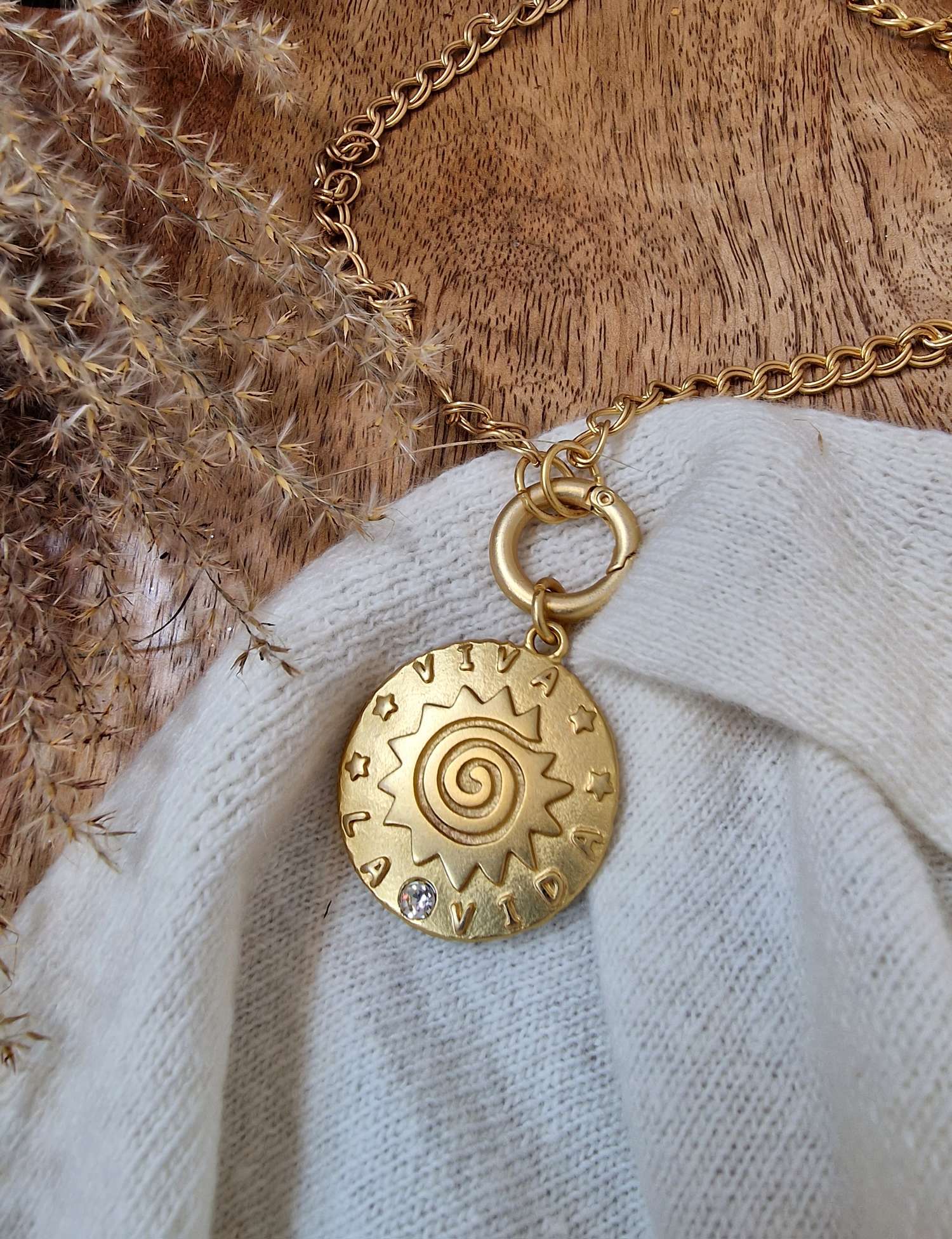NECKLACE VIVA LA VIDA GOLD SHINY kurze Kette Amulett NECKLACE VIVA LA VIDA GOLD SHINY kurze Kette Amulett