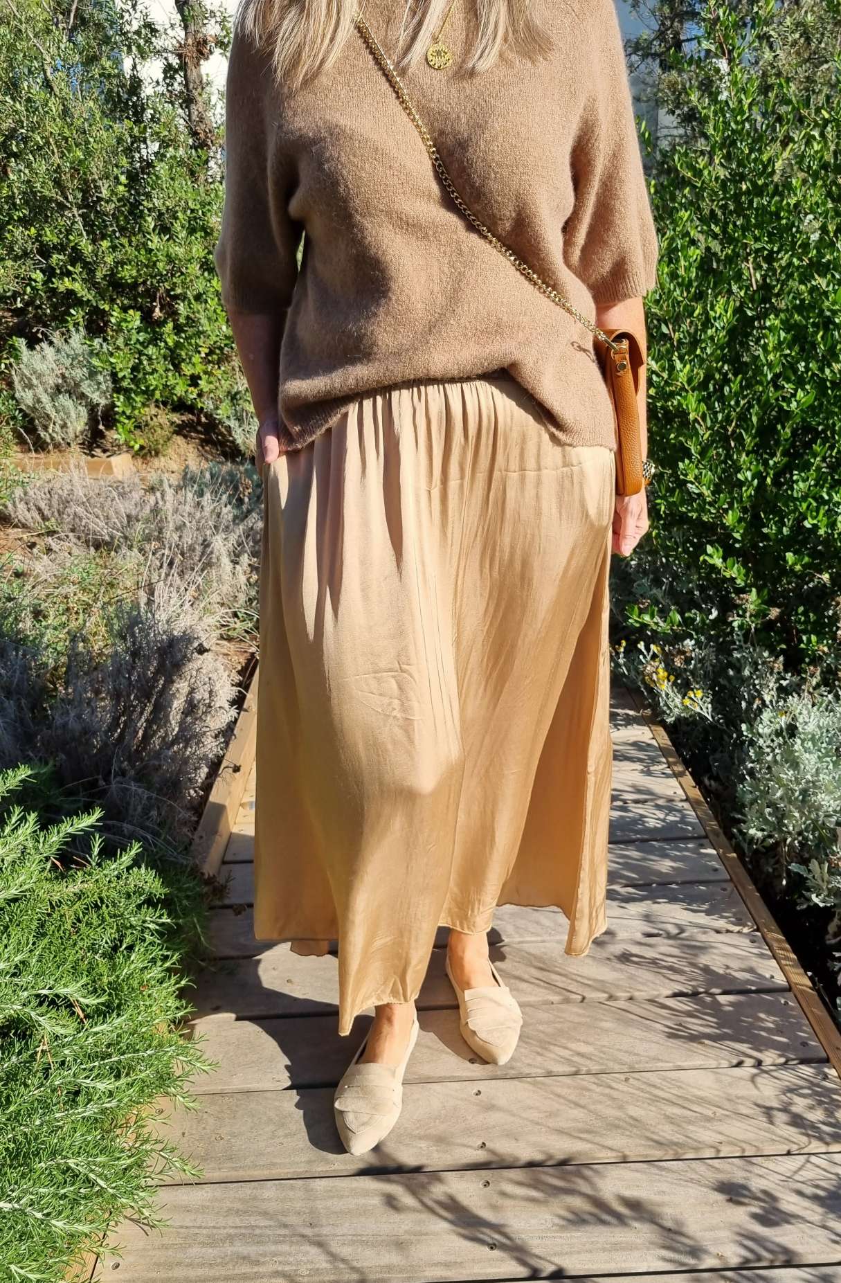EDLER SILK SKIRT ERIKA CAMEL Satin Rock Seiden Mix Made in Italy Sommerhose 34-40 EDLER SILK SKIRT ERIKA CAMEL Satin Rock Seiden Mix Made in Italy Sommerhose 34-40