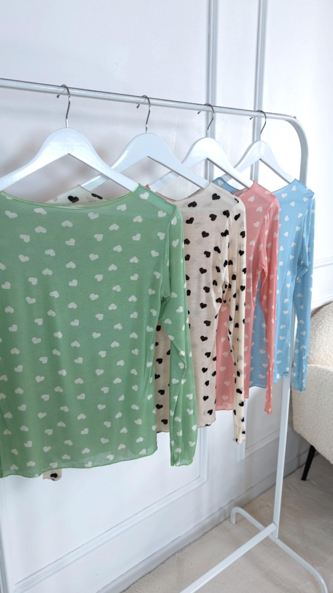 CASHMERE LONGSLEEVE BRIDGET HEART  34-40/42 Made in Italy