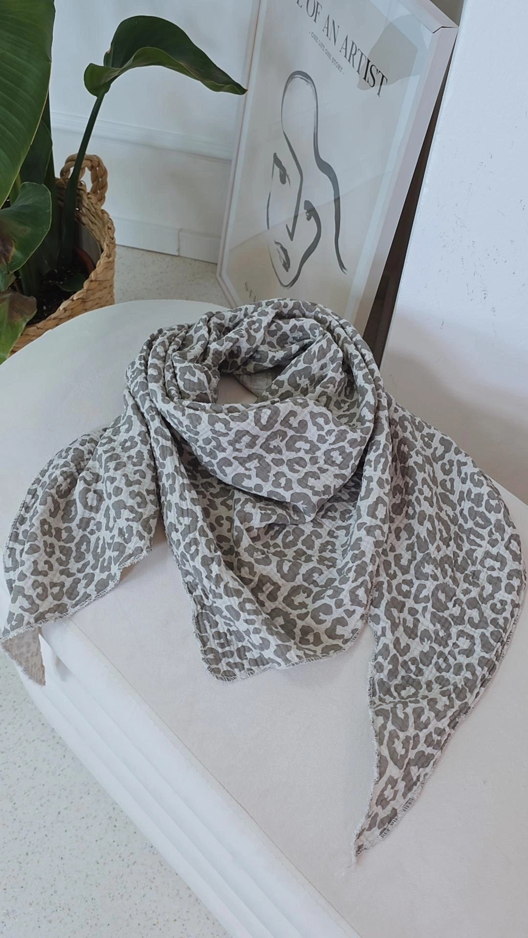 MUSSELIN SCHAL SCARF AMELIE LEO Made in Italy Dreiecksschal