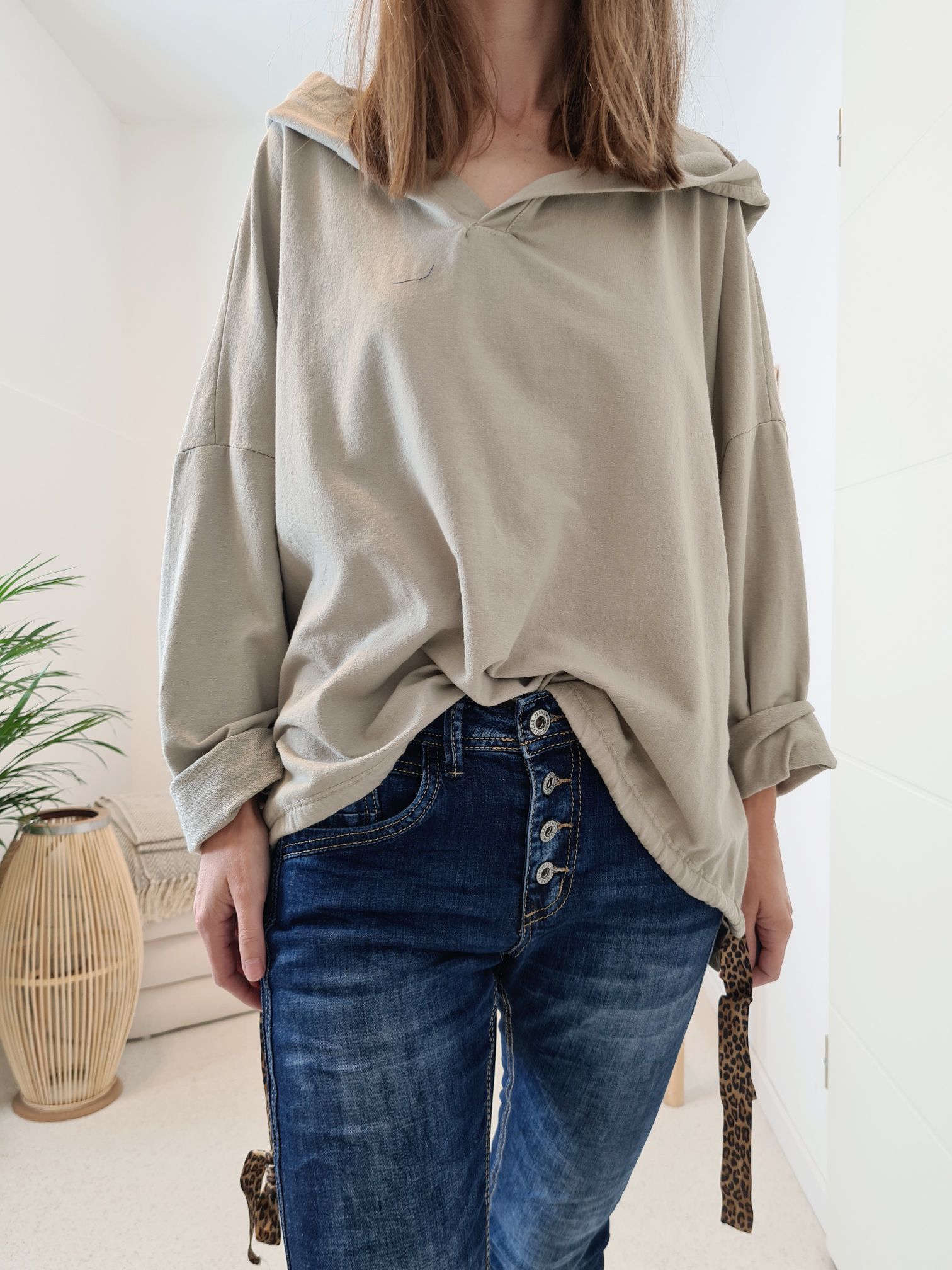 HOODIE NAOMI SAND Sweater Kapuze Made in Italy 34-42 Longsleeve Pullover LEO Leopard HOODIE NAOMI SAND Sweater Kapuze Made in Italy 34-42 Longsleeve Pullover LEO Leopard