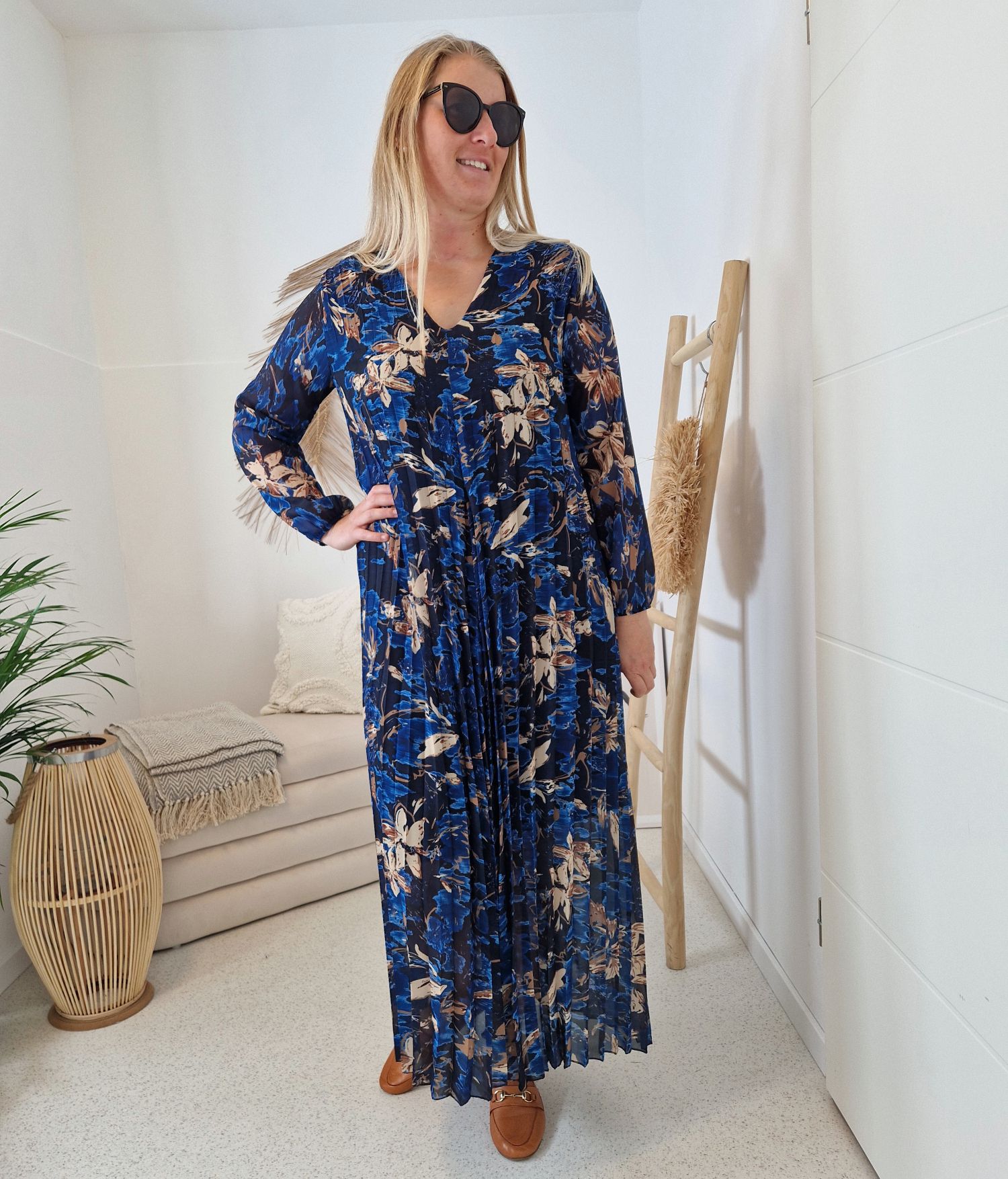 MAXI PLISSEE DRESS ULA BLAU 36-42 Made in Italy Plissee Herbst Kleid MAXI PLISSEE DRESS ULA BLAU 36-42 Made in Italy Plissee Herbst Kleid