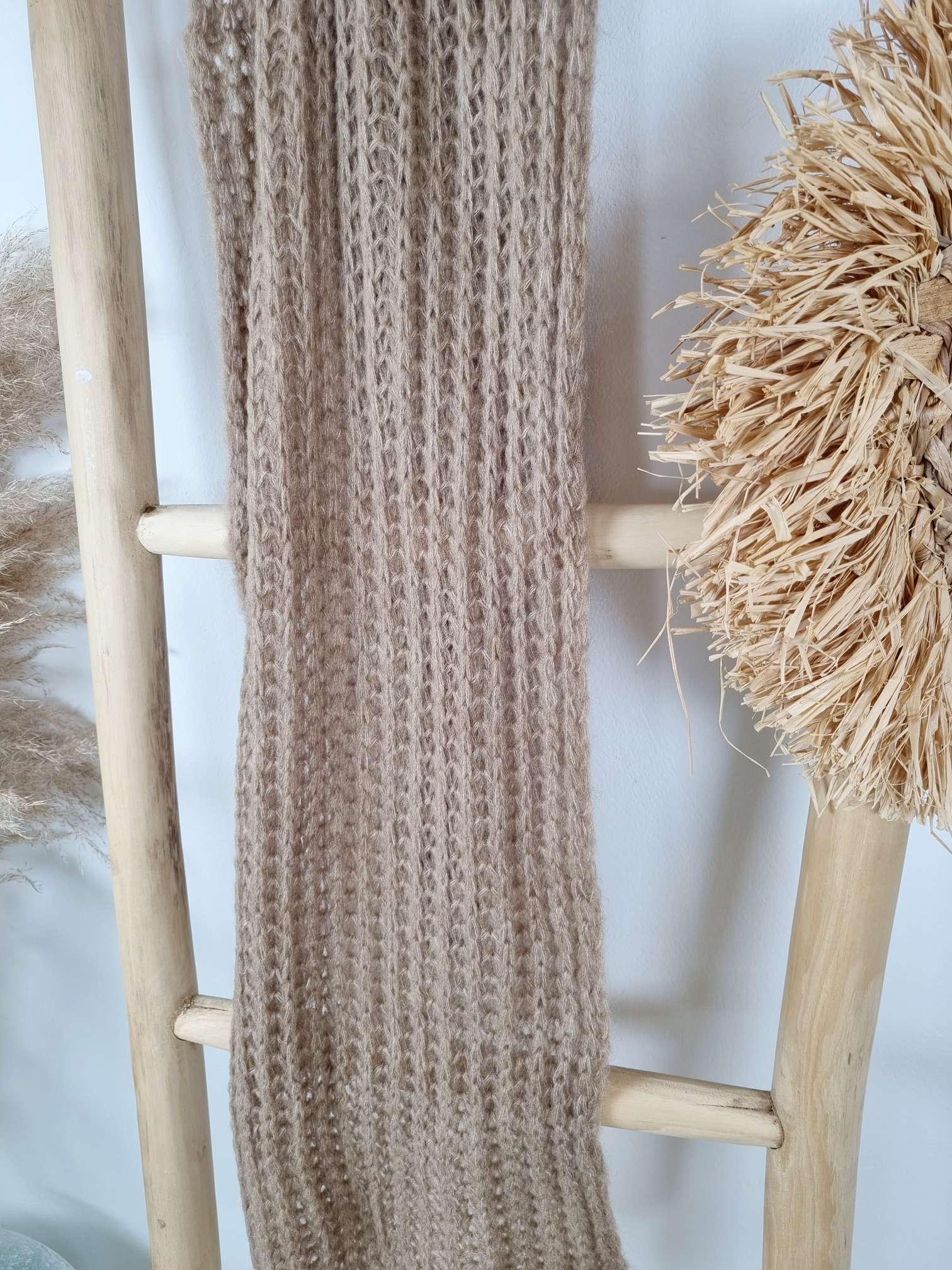 EDLER KUSCHEL SCHAL NEBRASKA Made in Italy leichter Strickschal aus Wolle Scarf versch. Farben EDLER KUSCHEL SCHAL NEBRASKA Made in Italy leichter Strickschal aus Wolle Scarf versch. Farben