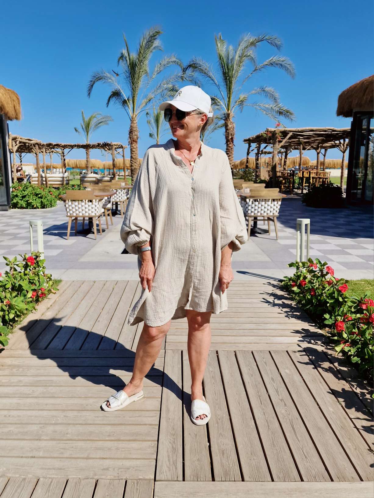 MUSSELIN OVERSIZE BLUSE BE CREATIVE BEIGE 34-42/44 Made in Italy Longbluse Kleid Tunika Shirt Blusenjacke MUSSELIN OVERSIZE BLUSE BE CREATIVE BEIGE 34-42/44 Made in Italy Longbluse Kleid Tunika Shirt Blusenjacke