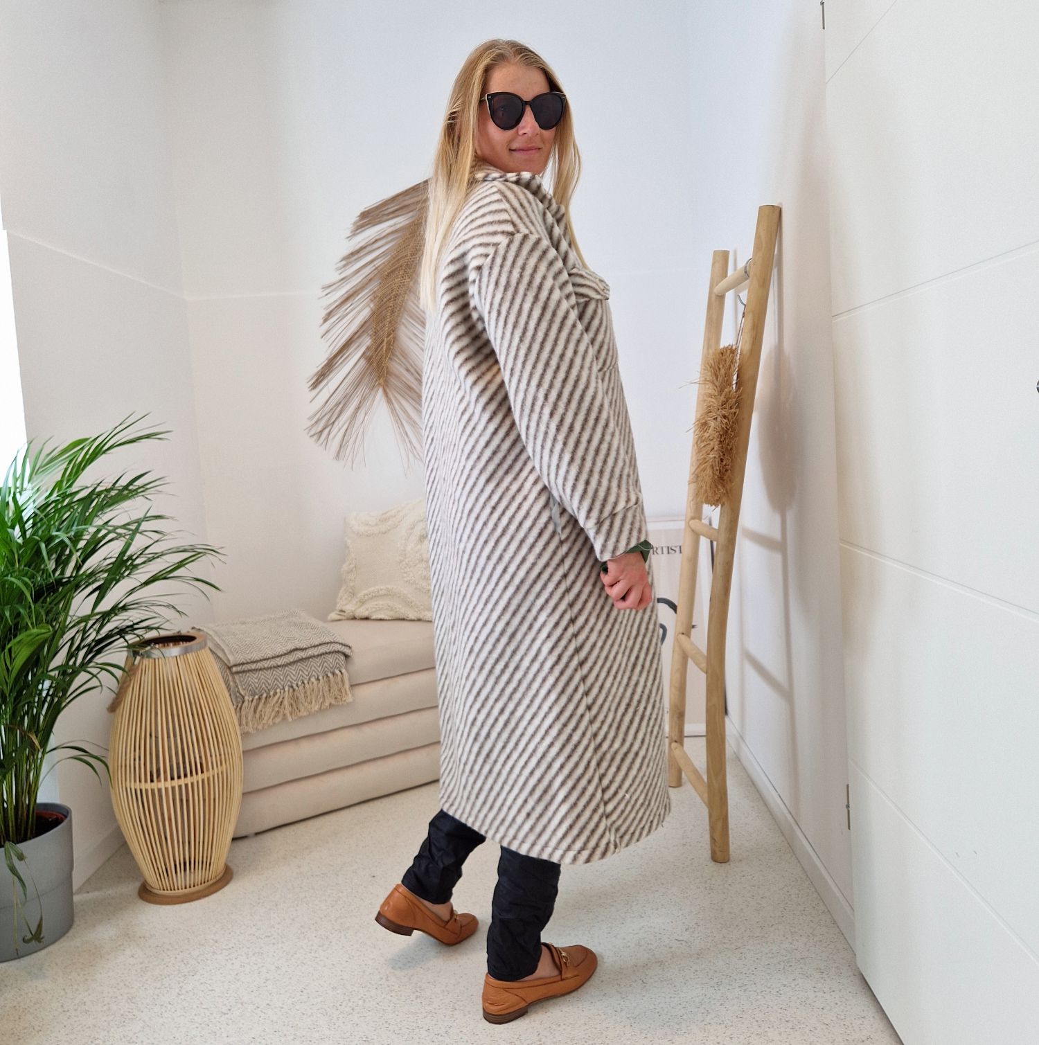 WOLL MANTEL PIA STRIPES BRAUN 36-42 Made in Italy Winter Jacke Fleece Mantel COAT Kopie WOLL MANTEL PIA STRIPES BRAUN 36-42 Made in Italy Winter Jacke Fleece Mantel COAT Kopie